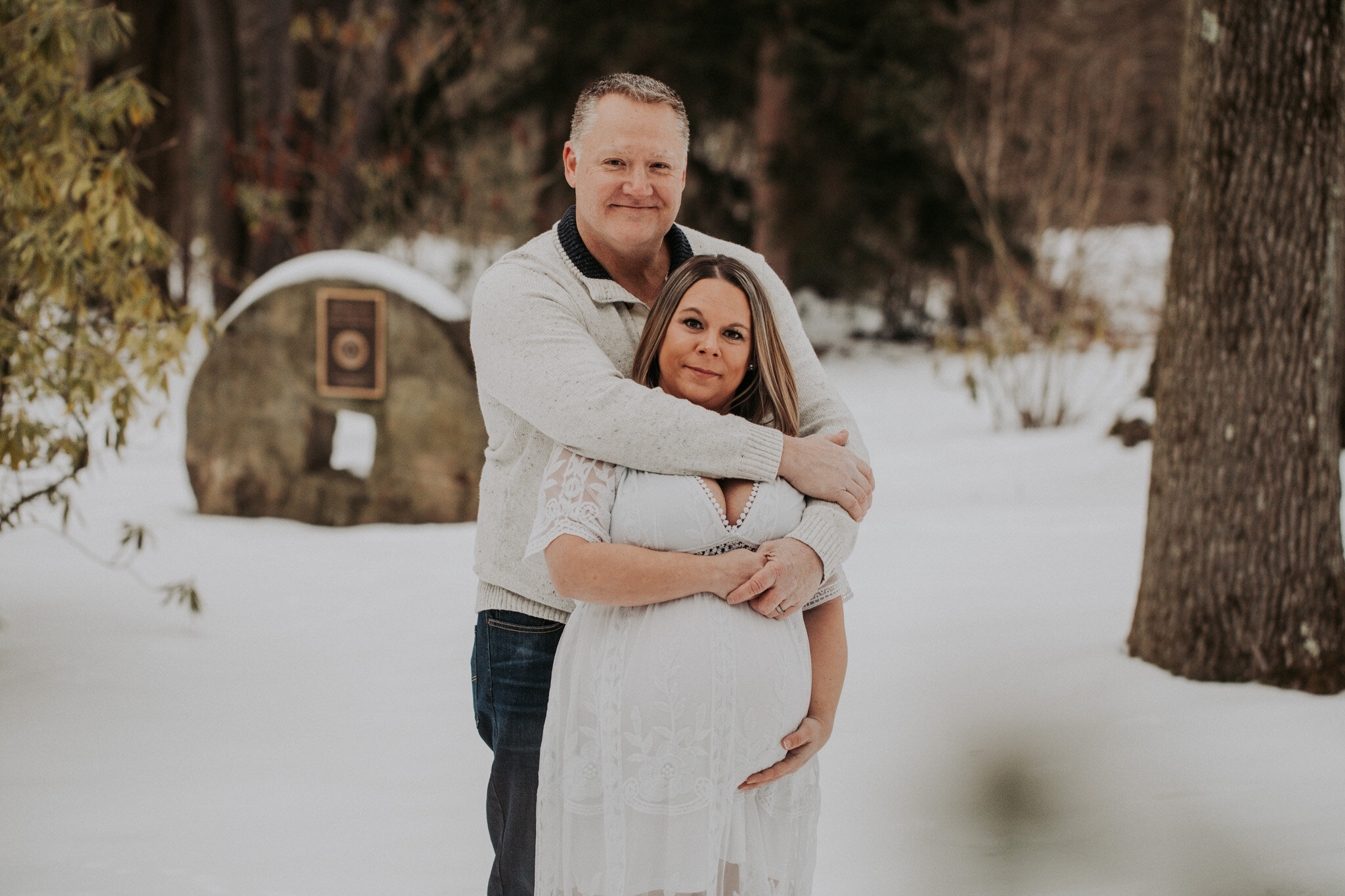 Bohemian_Boho_Winter_White_Lace_Gown_Maternity_Session_Baby_Girl_Fashion_Couple_New_Parents_Baby_Buhl_Park_Hermitage_PA_Pennsylvania_by_Newborn_Photographer_Christie_Leigh_Photo-4.jpg