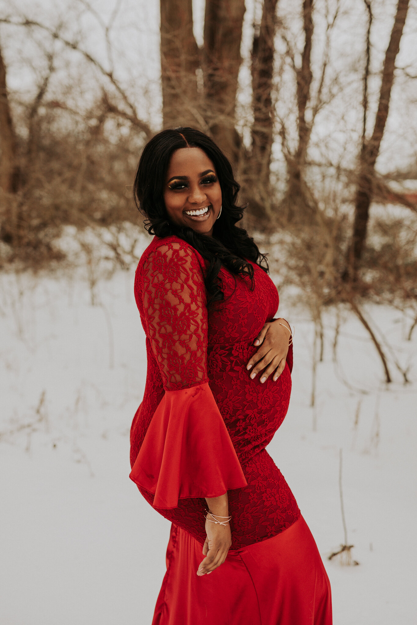 Winter_Red_Maternity_Gown_Photoshoot_Session_Baby_Boy_First_Time_Mom_Fur_Dramatic_Elegant_in_Cortland_Ohio_by_Newborn_Photographer_Christie_Leigh_Photo-3.JPG