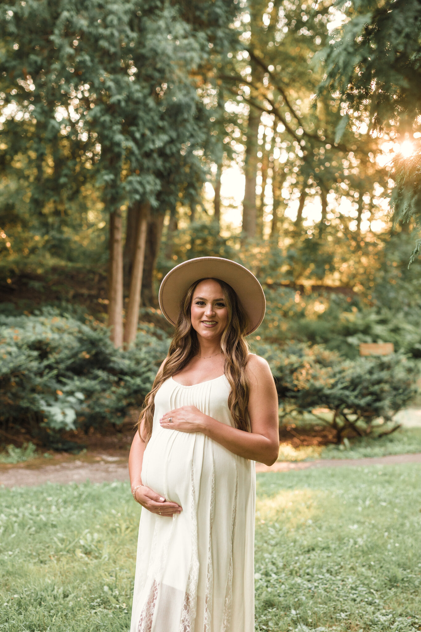 Romantic_Park_Maternity_Session_Sunset_Pregnancy_Photos_New_Mom_Belly_Pictures_in_hermitage_Pennsylvania_By_Newborn_Photographer_Christie_Leigh_Photo_in_Trumbull_County_Ohio-7.JPG