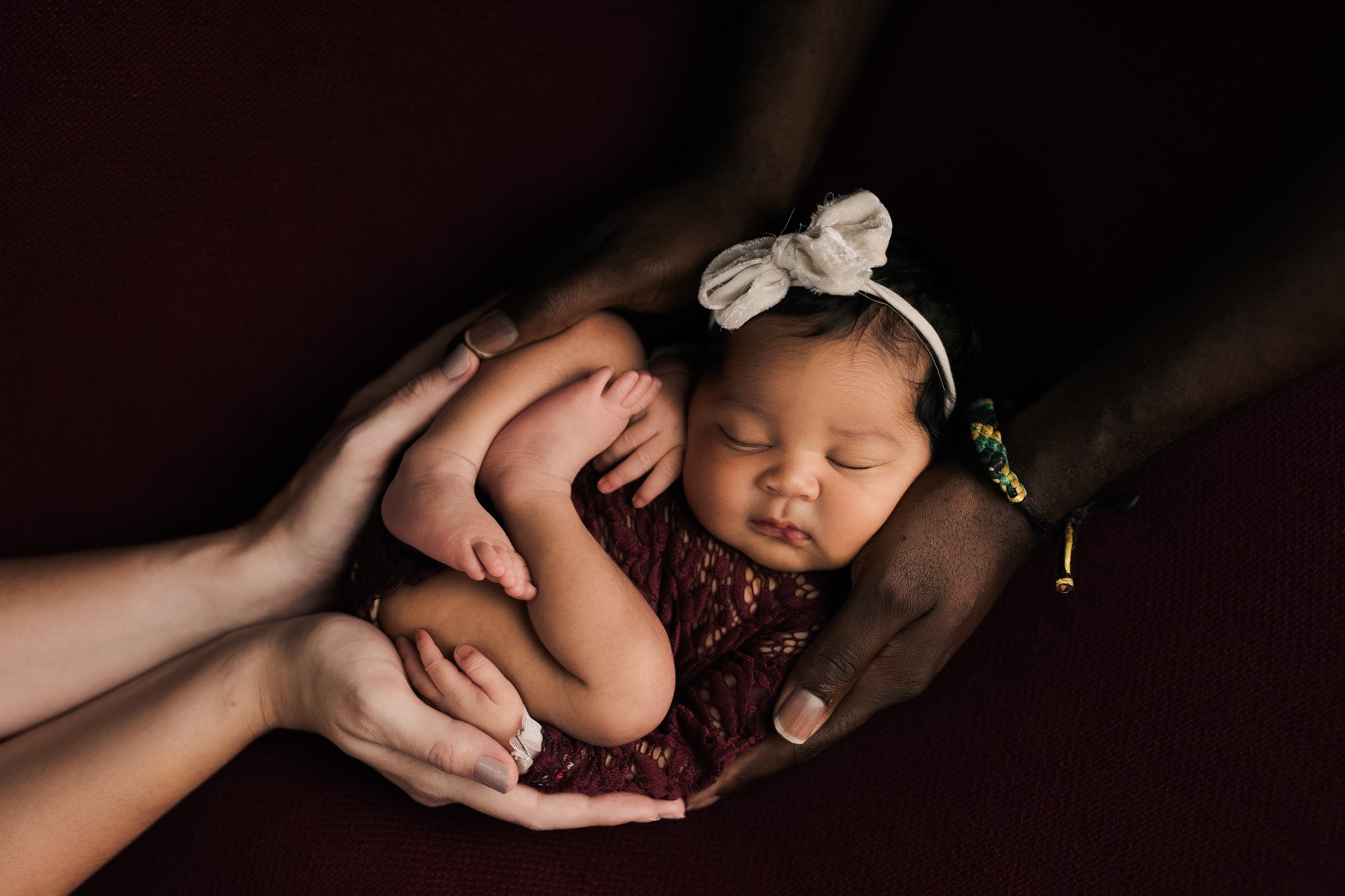 Nashville_Tennessee_Newborn_Photographer_Baby_Girl_Olive_Green_Burgundy_Studio_at_Home_Travel_Posed_Session_by_Nebworn_Photographer_Christie_Leigh_Photo_in_Ohio-25.jpg