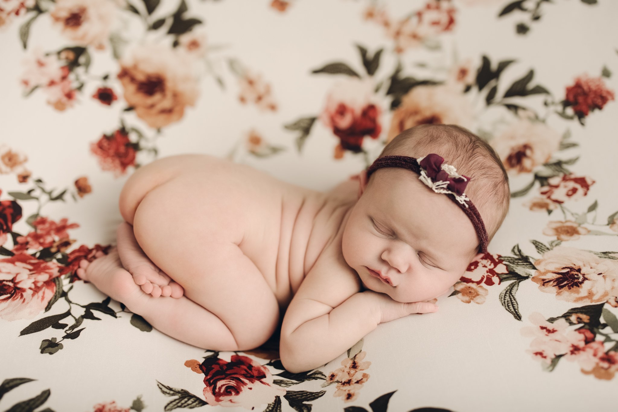 Posed_Studio_Newborn_Photographer_Second_Child_Siblings_Baby_Girl_Pink_Floral_by_Christie_Leigh_Photo_Champion_OH_Ohio_Trumbull_County-10.jpg