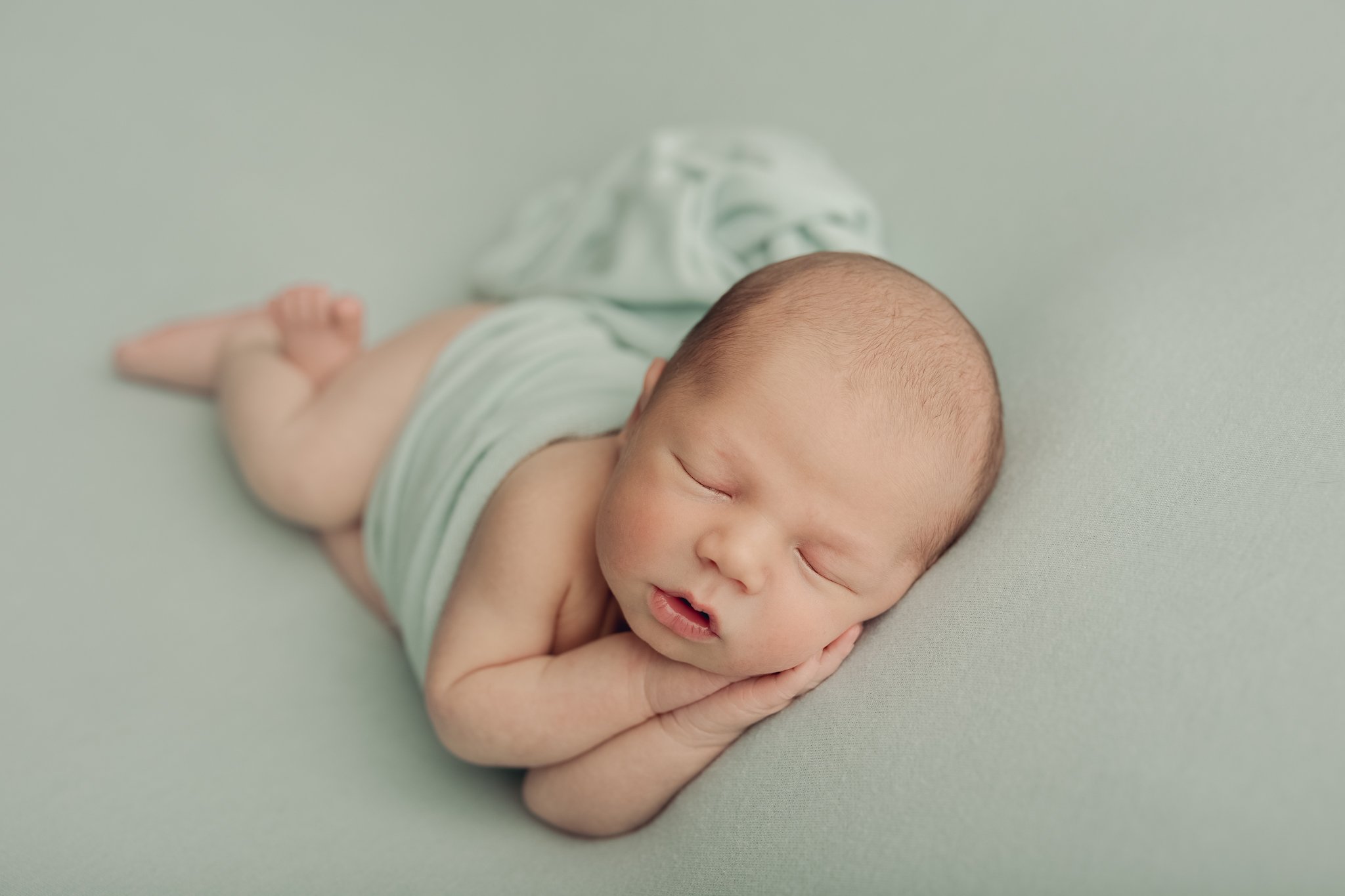 Light_Green_Soft_Baby_Boy_Studio_Huckfinn_Pose_Pose_Newborn_by_Photographer_Christie_Leigh_Photo_Cortland_OH_Ohio-12.jpg