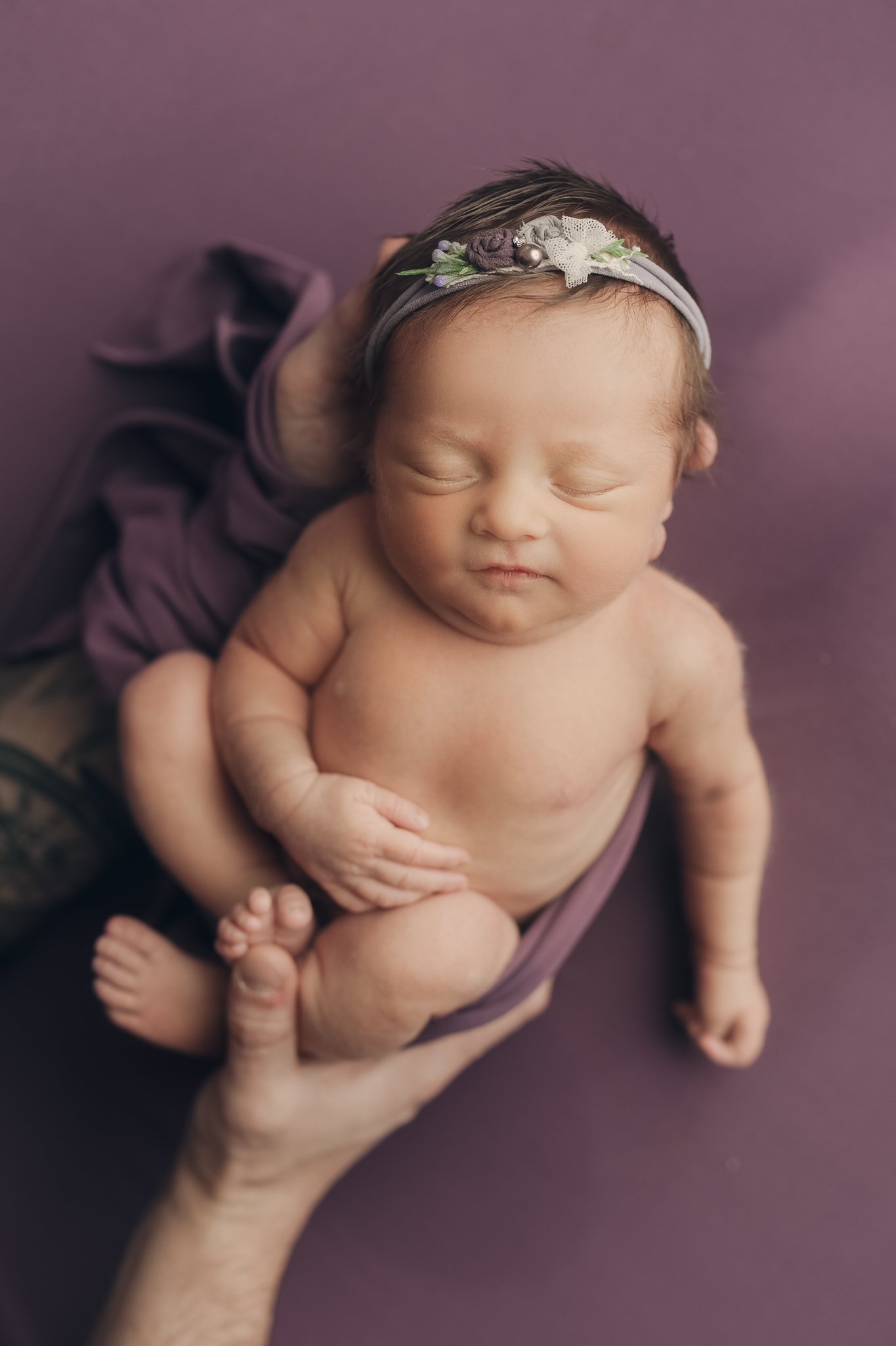 Newborn_Baby_Girl__Studio_Posed_Session_By_Newborn_Photographer_Christie_Leigh_Photo_in_Warren_OH_Ohio-7.jpg
