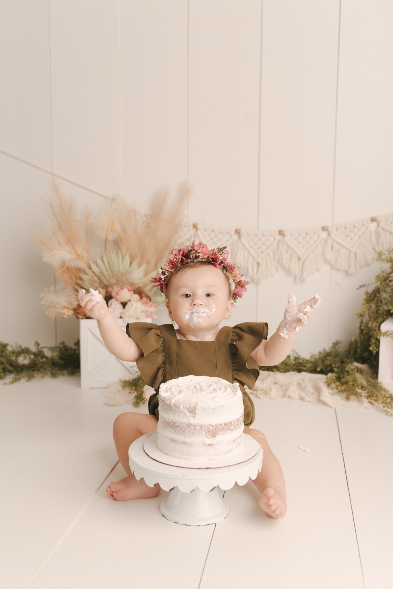 Greenery_Boho_Pink_Frist_Birthday_Girl_Smash_and_Splash_Session_Cake_Studio_by_Erika_Child_and_Family_Photographer_for_Christie_Leigh_Photo_in_Poland_OH_Ohio_Mahoning_County_004.jpg