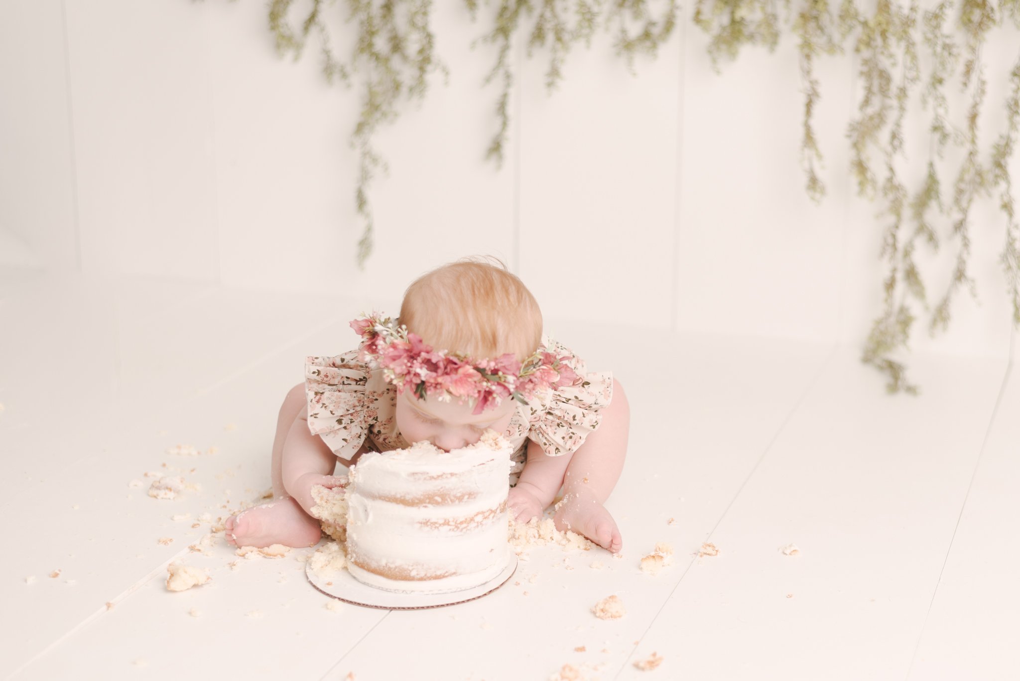 Greenery_Pink_Floral_Boho_Frist_Birthday_Girl_Smash_and_Splash_Session_Cake_Studio_by_Erika_Child_and_Family_Photographer_for_Christie_Leigh_Photo_in_Warren_OH_Ohio_Trumbull_County_005.jpg