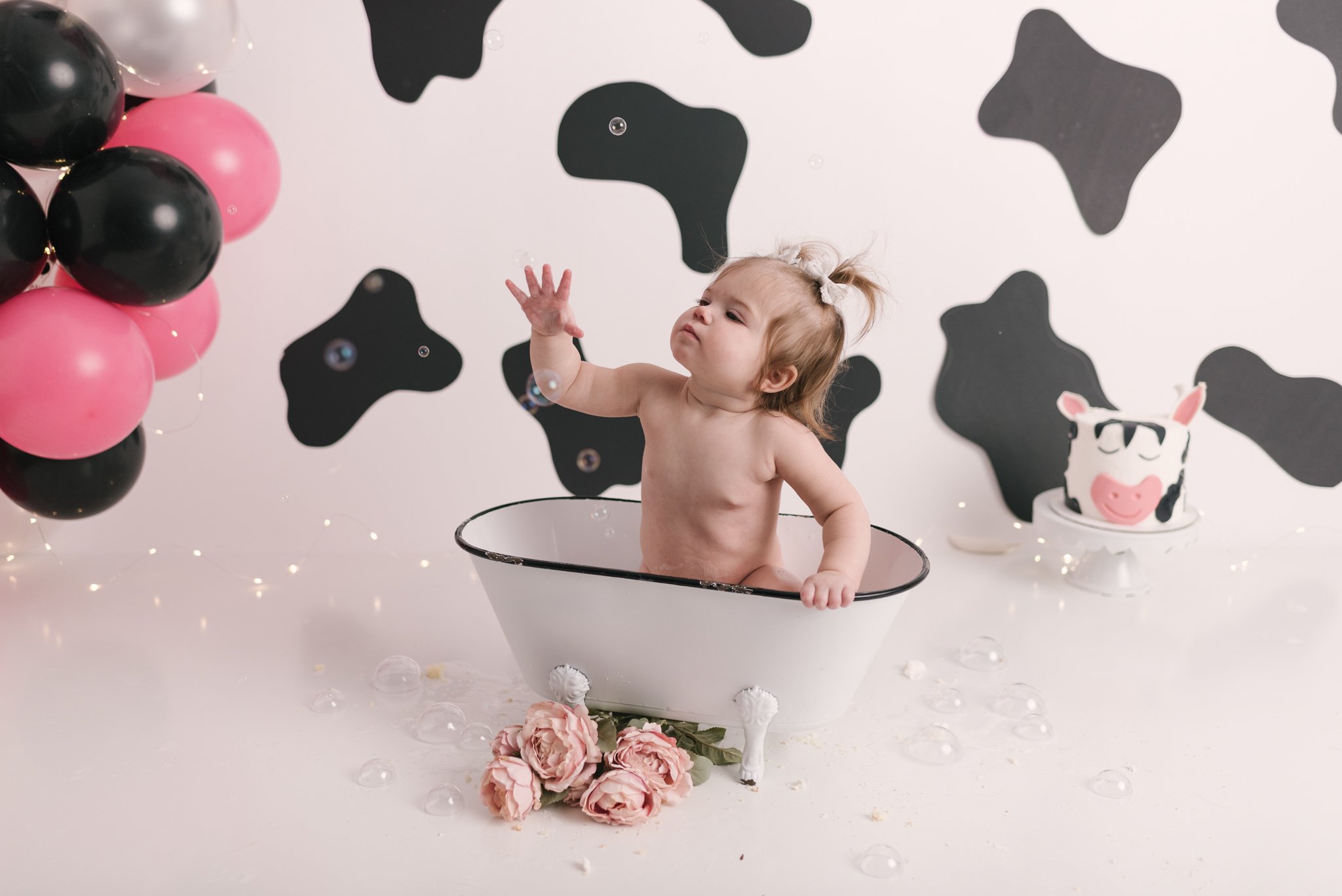 Holy_Cow_Frist_Birthday_Girl_Smash_and_Splash_Session_Cake_Studio_by_Erika_Child_and_Family_Photographer_for_Christie_Leigh_Photo_in_Cortland_OH_Ohio_Trumbull_County_004.jpg