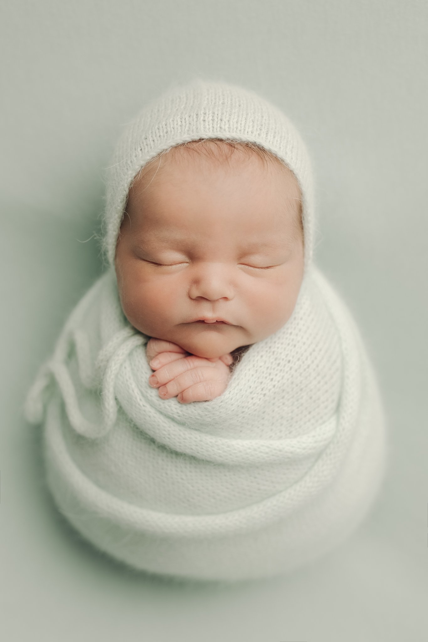 Potato_Sack_prop_Pose_Studio_Newborn_Baby_Boy_Mint_Green_by_Newborn_Photographer_Christie_Leigh_Photo_in_Brookefield_OH_Ohio-1.jpg