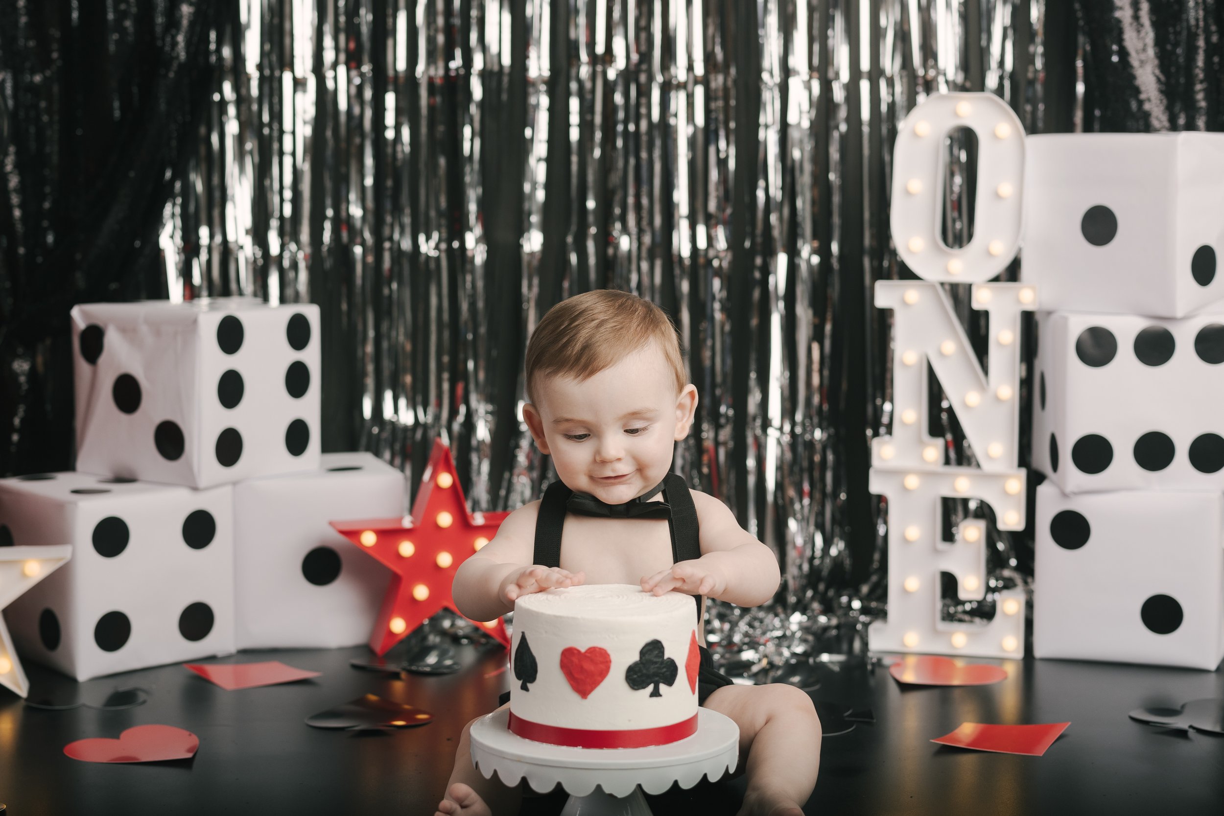 Cortland-ohio-photography-baby-child-maternity-family-first-birthday-smash-and-splash-trumbull-county-ohio-cake-newborn-mercer-county-pa-boardman-poland-canfield-16.jpg