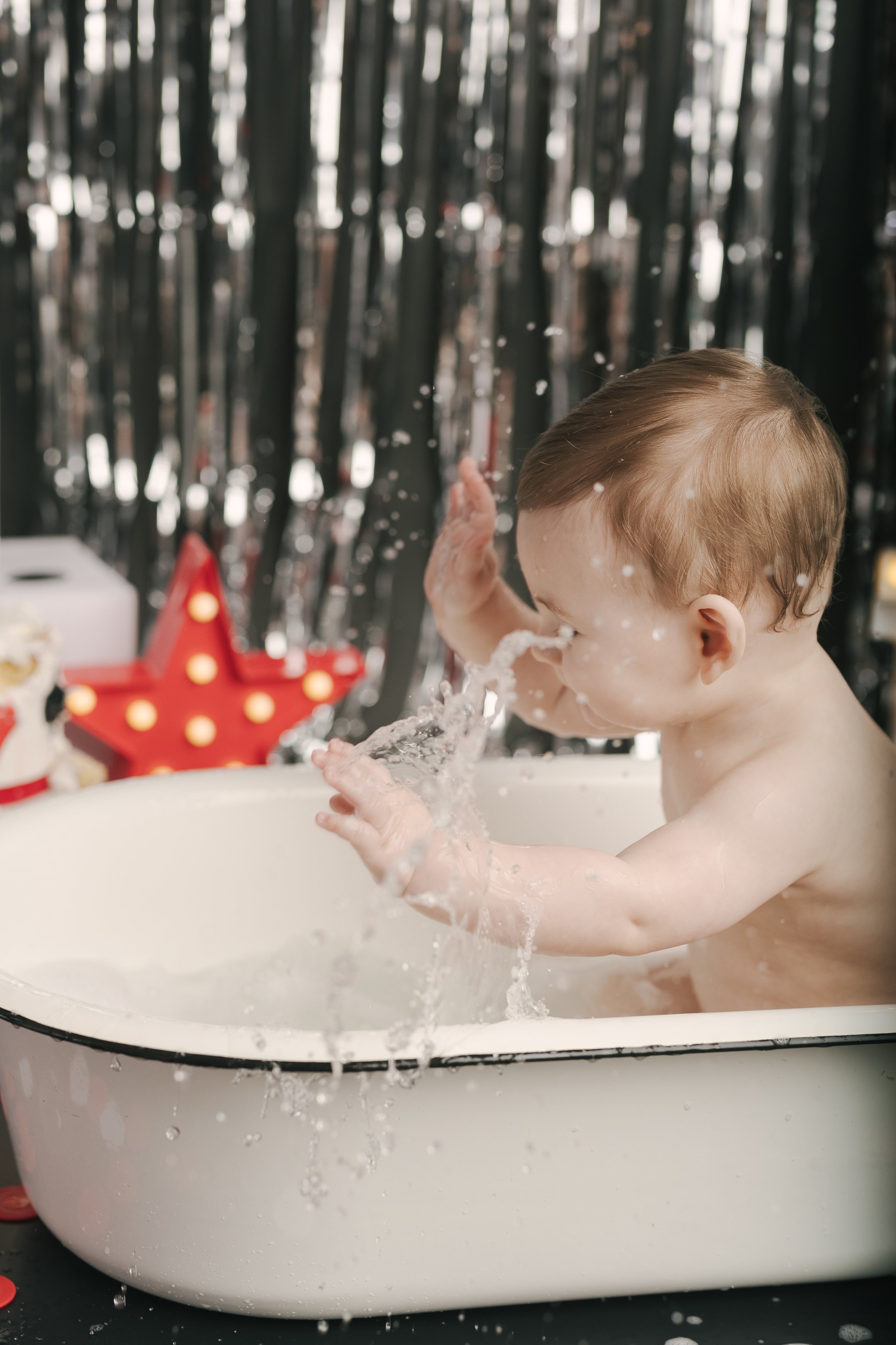 Cortland-ohio-photography-baby-child-maternity-family-first-birthday-smash-and-splash-trumbull-county-ohio-cake-newborn-mercer-county-pa-boardman-poland-canfield-27.jpg