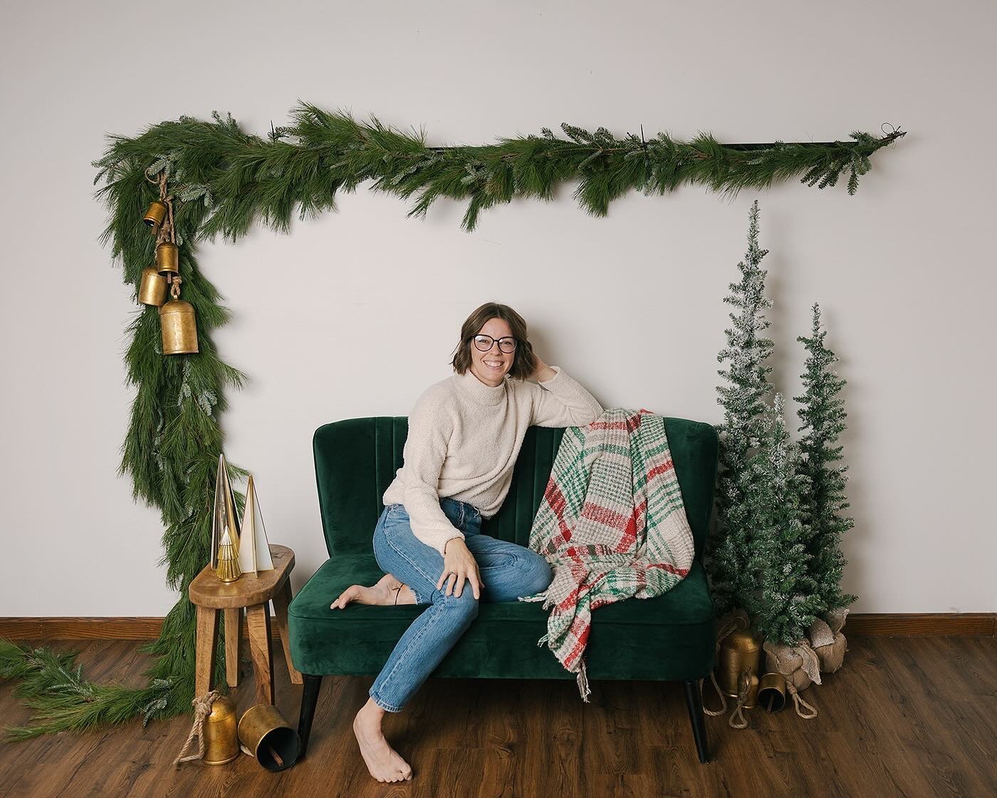 Holiday Sessions are in the studio this year!

They sold out super quick but I opened up two spots for this Saturday. Message me if you&rsquo;re interested or there&rsquo;s a link in my stories and bio ✨
.
.
.
#ohiophotographystudio #ohiophotographer