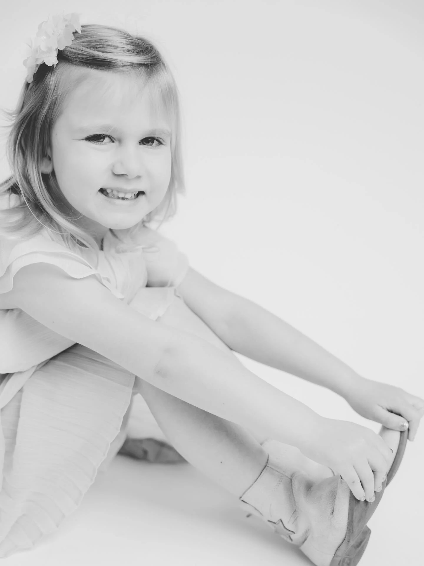 Simply Portraits ✨
&mdash;simple portraits of big personalities.

Saturday | April 18th

These modern and minimal mini sessions are an invite for your little person to bring their big personality to the studio.

My biggest advice for these are always