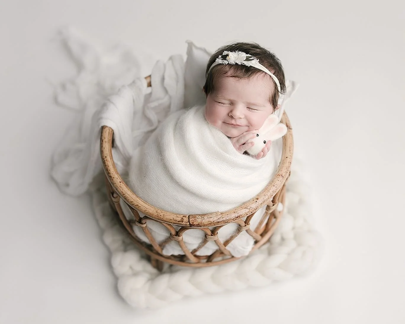 🐰✨

Ohio newborn photographer | Ohio families | posed newborn photography | newborn wrapping |northeast OH photography | Youngstown | Akron | Warren