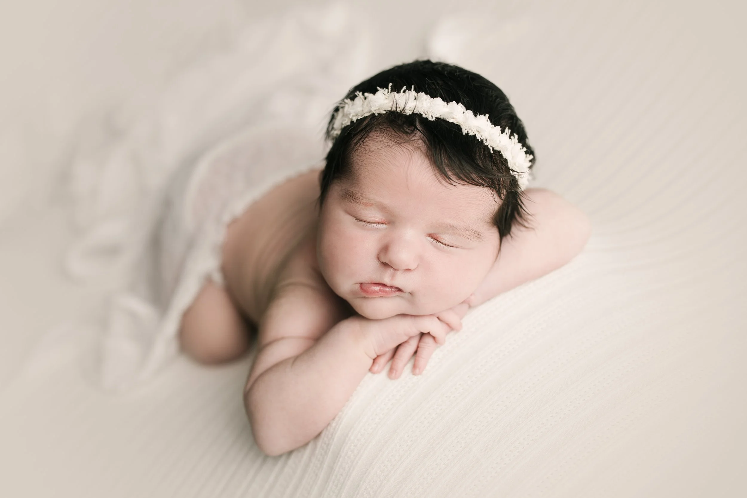 Northeast_Ohio_Nebworn_Girl_Little_Sis_Sister_Studio_Posed_Pictures_Photoshoot_by_Baby_Photographer_Christie_Leigh_Photo_Cortland_OH_Ohio_Mahoning_County Baby_Session_by_Christie_Leigh_Photo_Youngstown_Poland_Mahoning_County_OH_Ohio_010.JPG