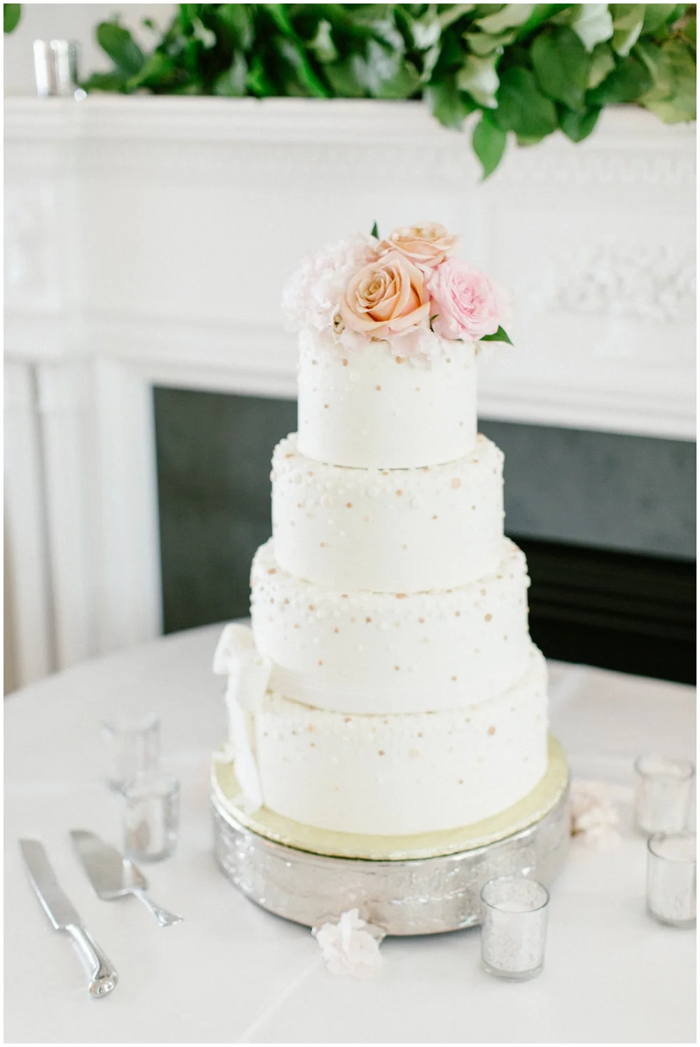 MN Weddings-White Bear Yacht Club_0027.jpg