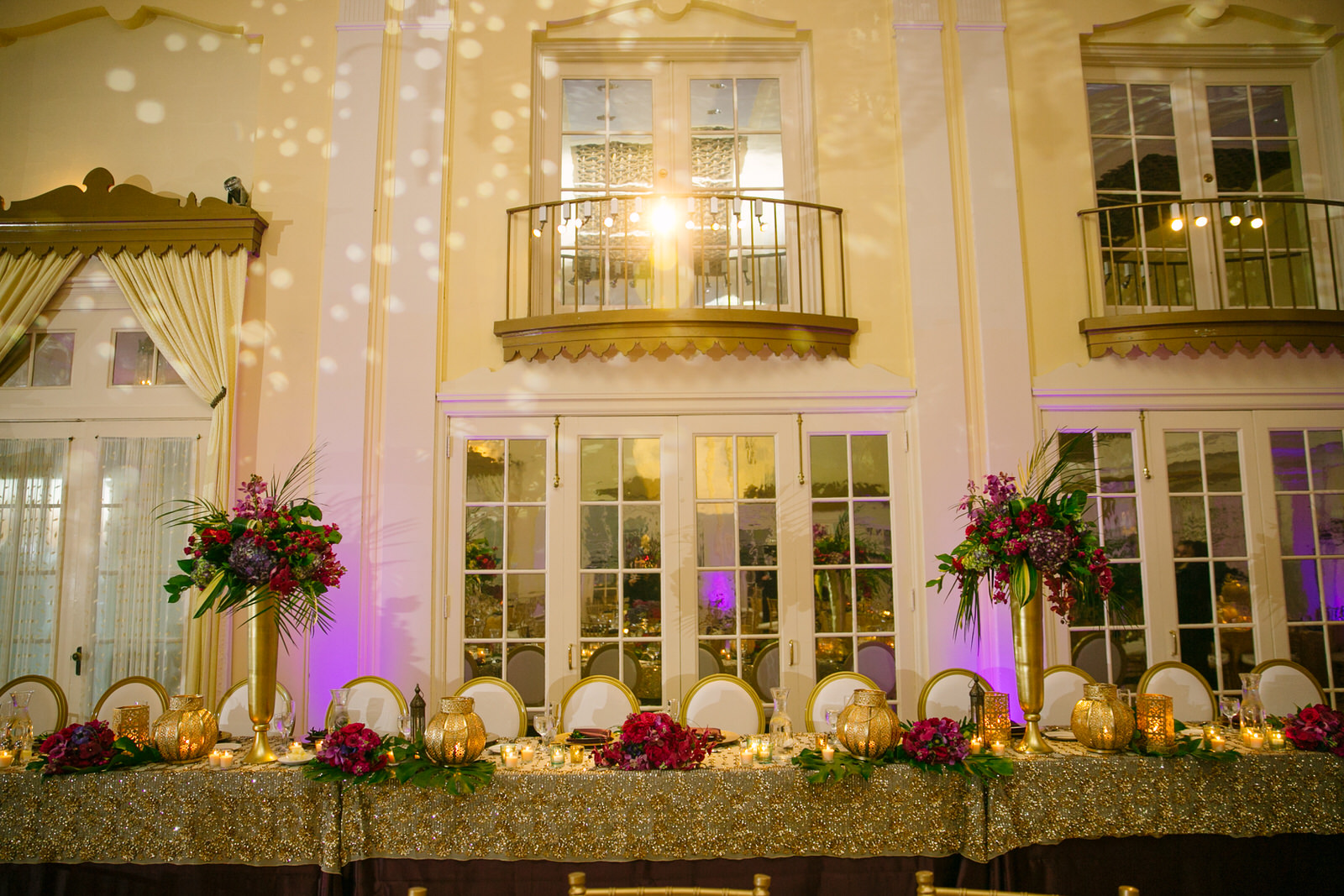 tropical themed wedding decor