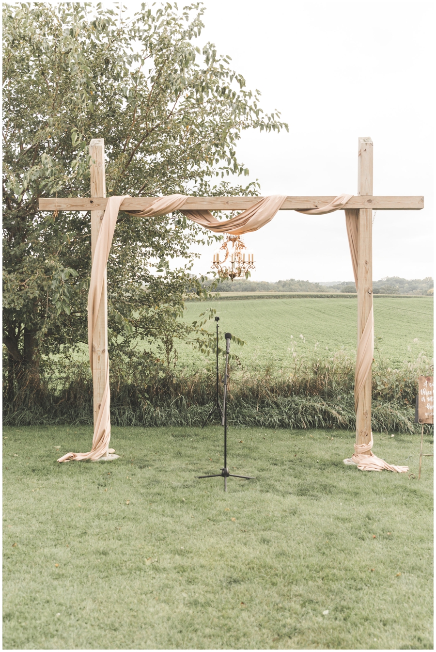  wedding ceremony arch 