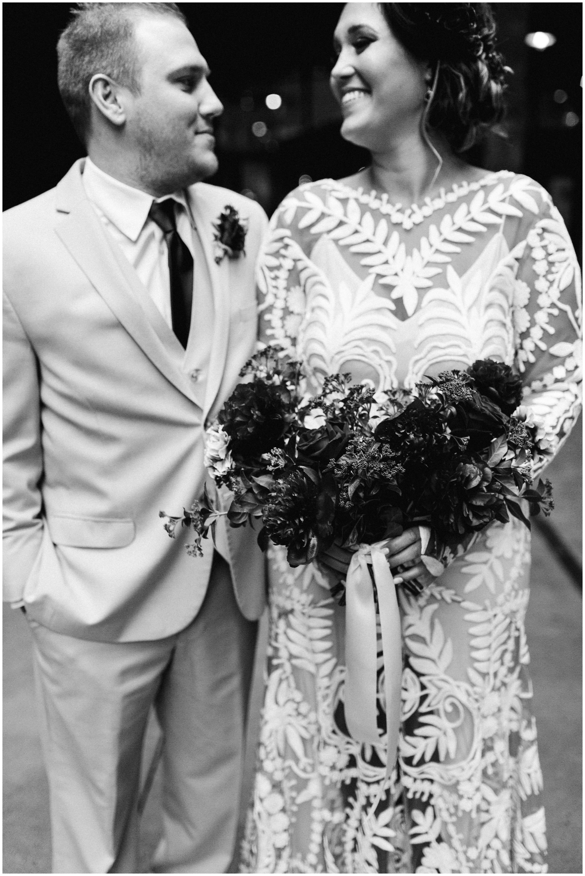  Bride and groom photo shoot before wedding 