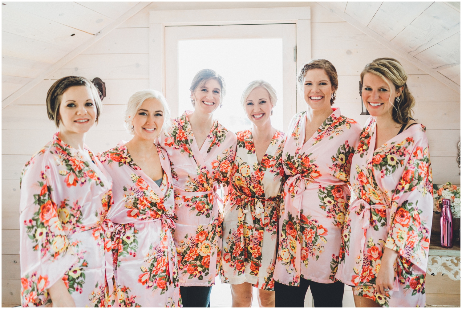 bridesmaids getting ready