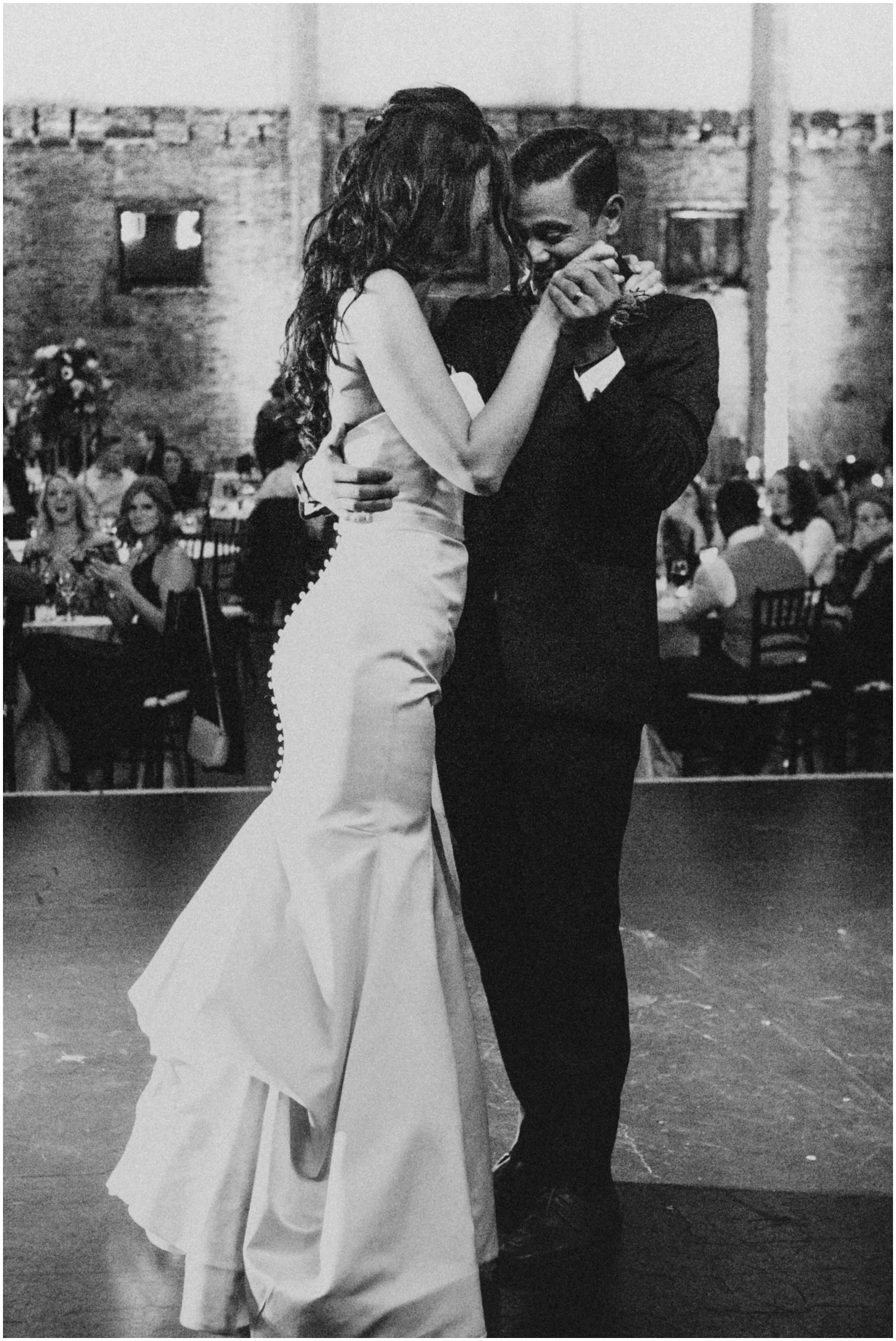 Bride and Groom Dancing at their Mn wedding Reception