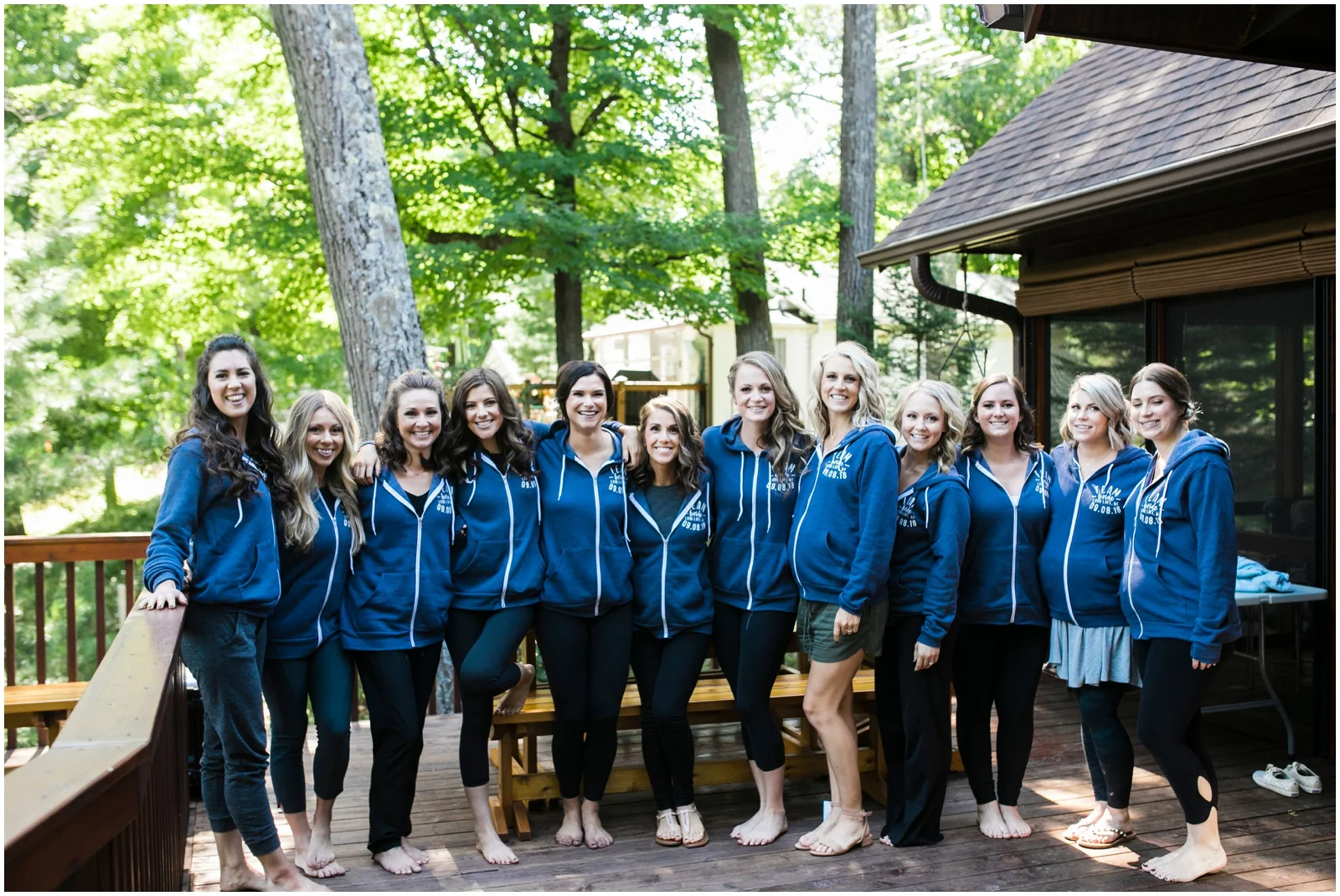 bride with her bridesmaids