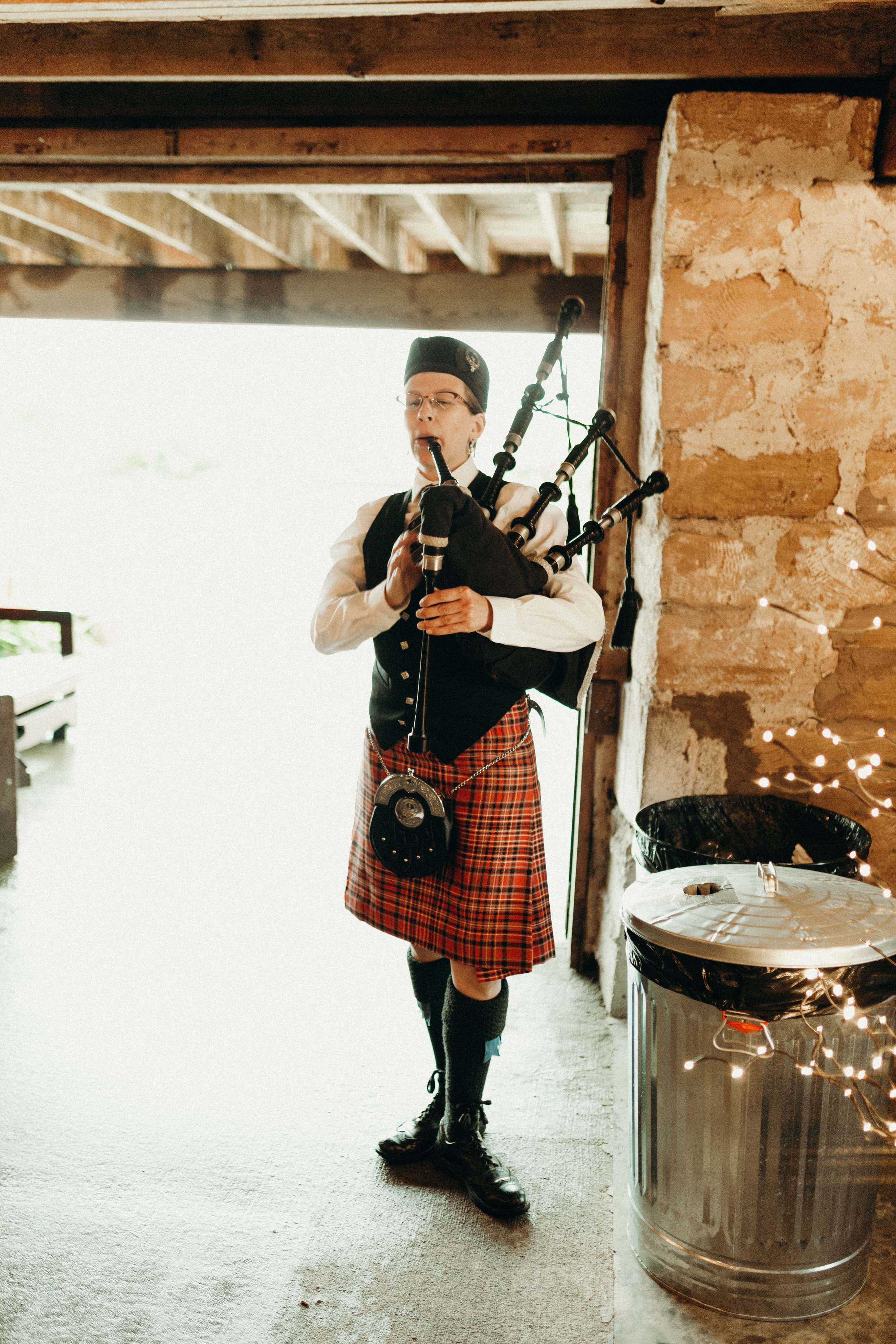  Bag pipes performer at the wedding ceremony 