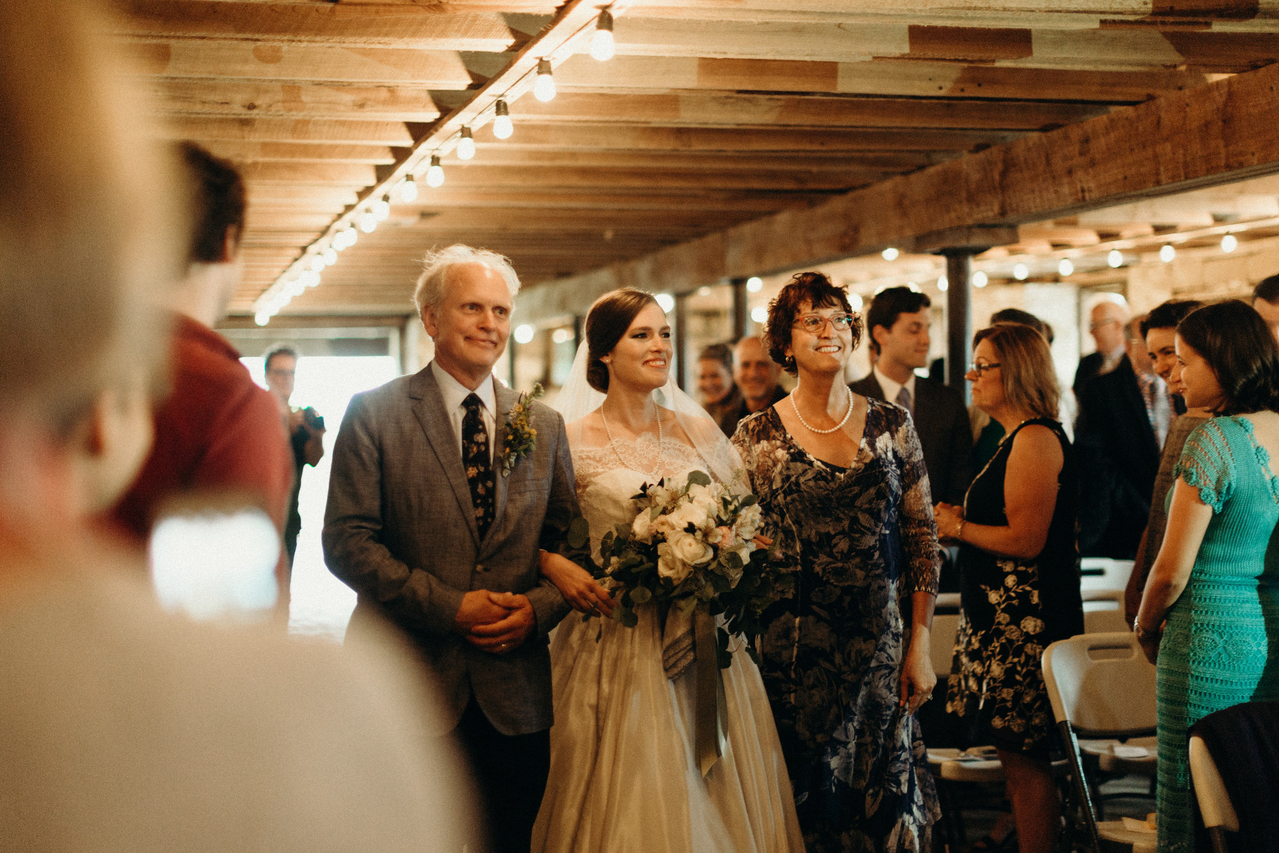  Bride walking down the aisle 