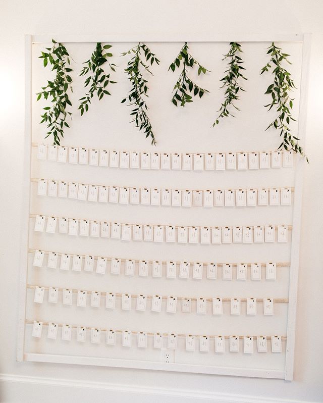 Just a touch of greenery was the perfect embellishment for this escort card display. Minimalistic perfection! ⠀⠀⠀⠀⠀⠀⠀⠀⠀
⠀⠀⠀⠀⠀⠀⠀⠀⠀
Photo: @brianbossany⠀⠀⠀⠀⠀⠀⠀⠀⠀
Bar: Liquid Motion⠀⠀⠀⠀⠀⠀⠀⠀⠀
Beauty: @ladyvampartistry⠀⠀⠀⠀⠀⠀⠀⠀⠀
Dress: @annikabridal⠀⠀⠀⠀⠀⠀⠀