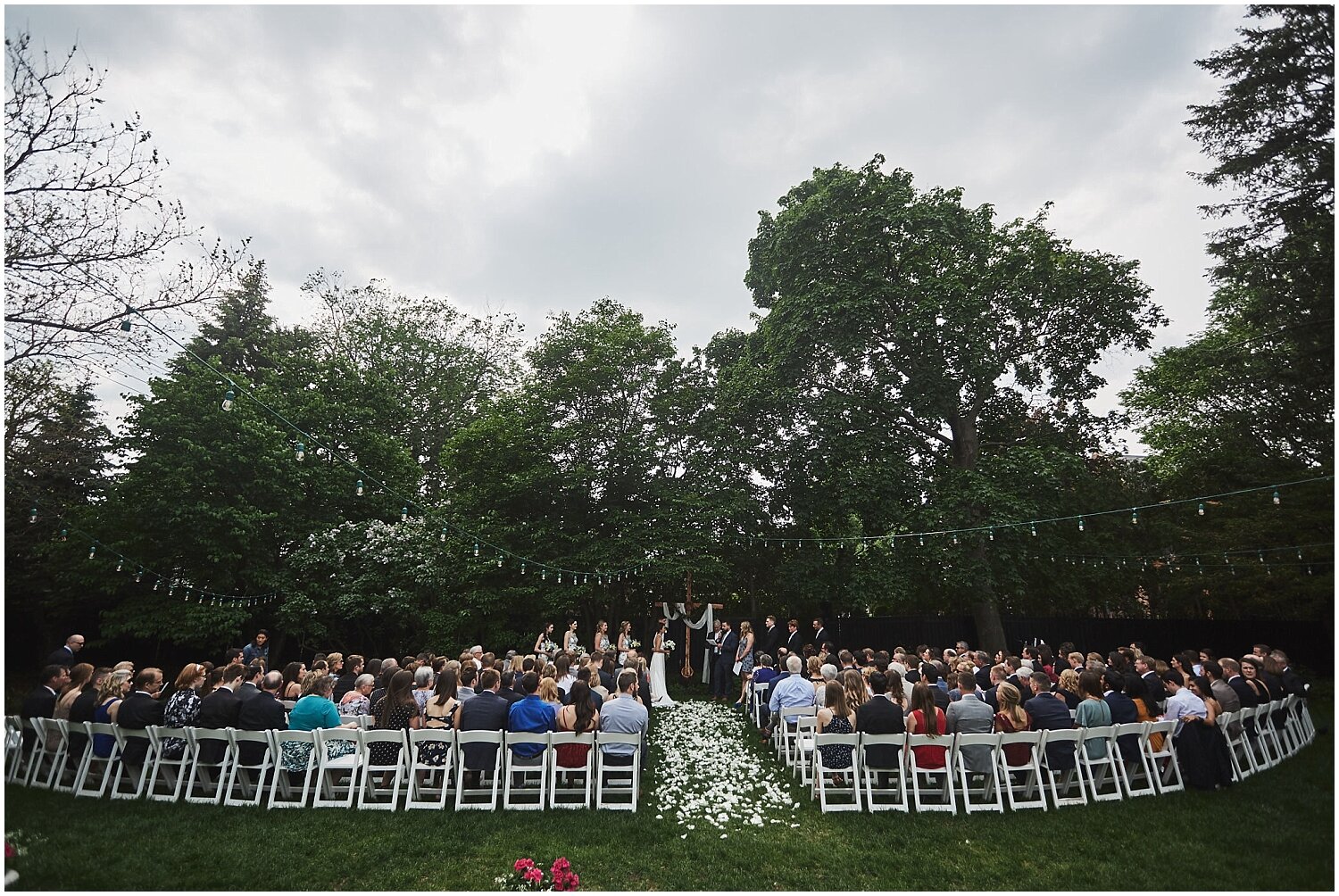  outdoor wedding ceremony in Minnesota 