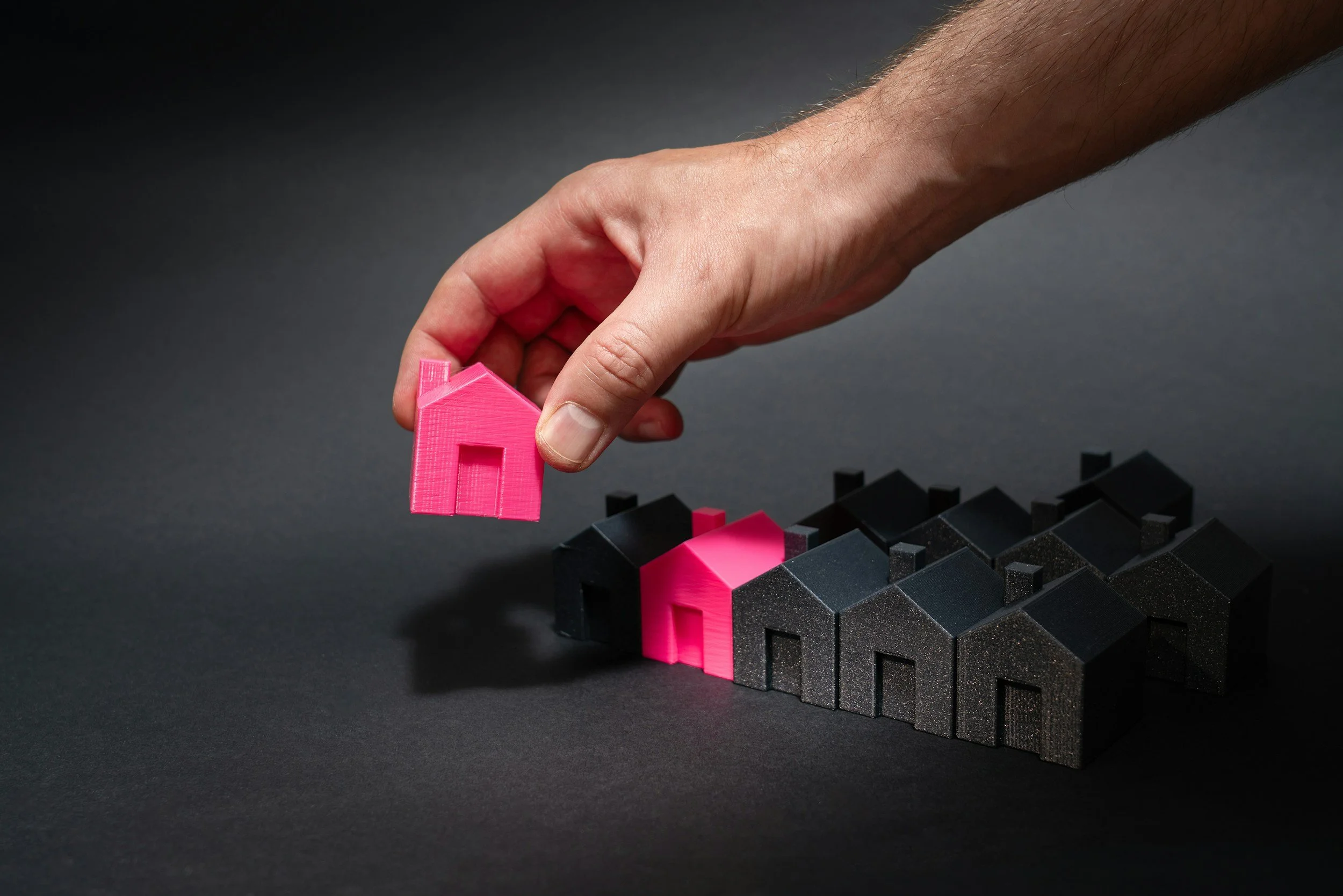 Multiple Offers on Your House? How To Choose the Right One | Bankrate