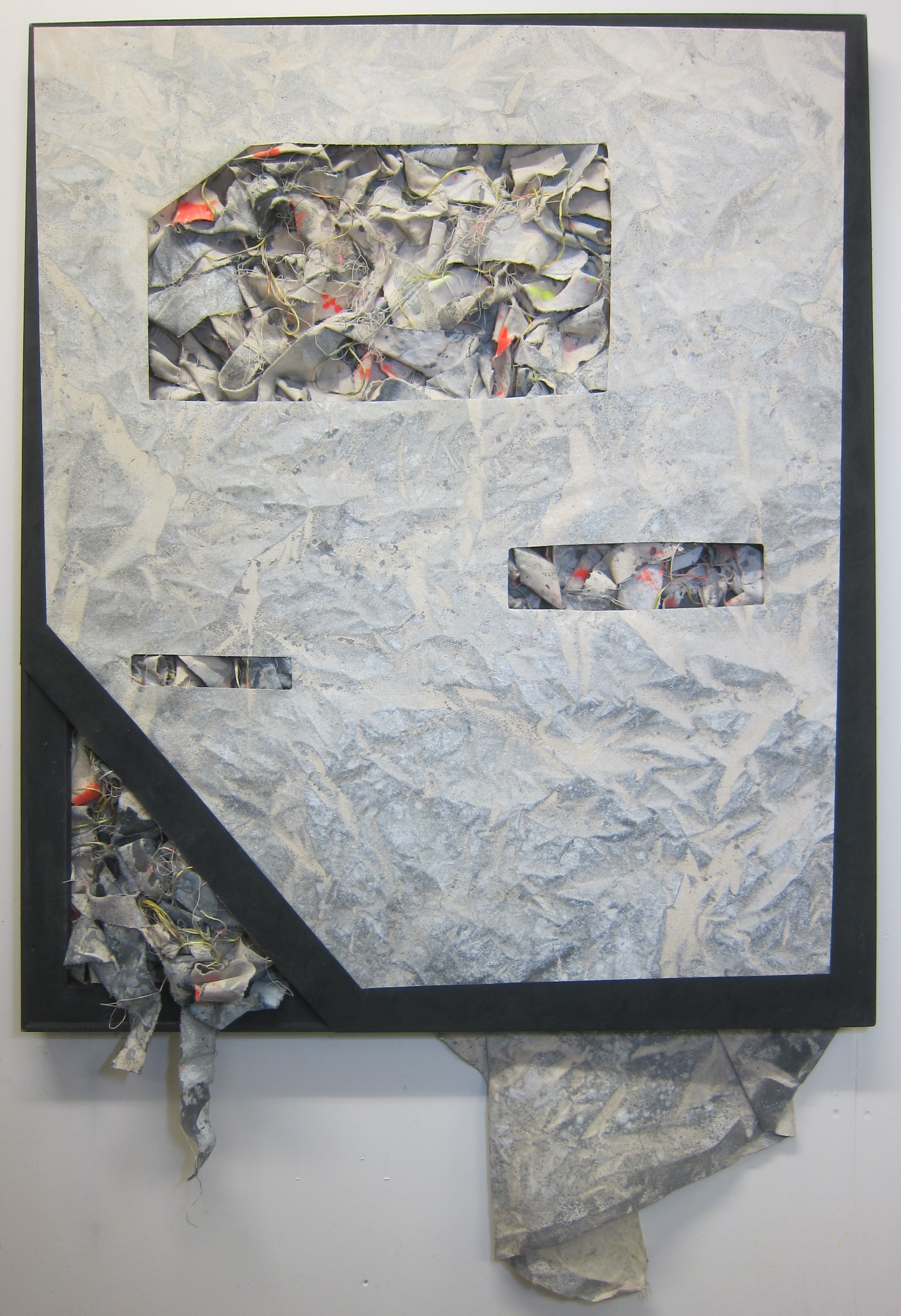 Post Truth Jelly. Alkyd resin, acrylic, ink, polypropylene, polyester, cotton & canvas. 120 x 100 cm. 2017.