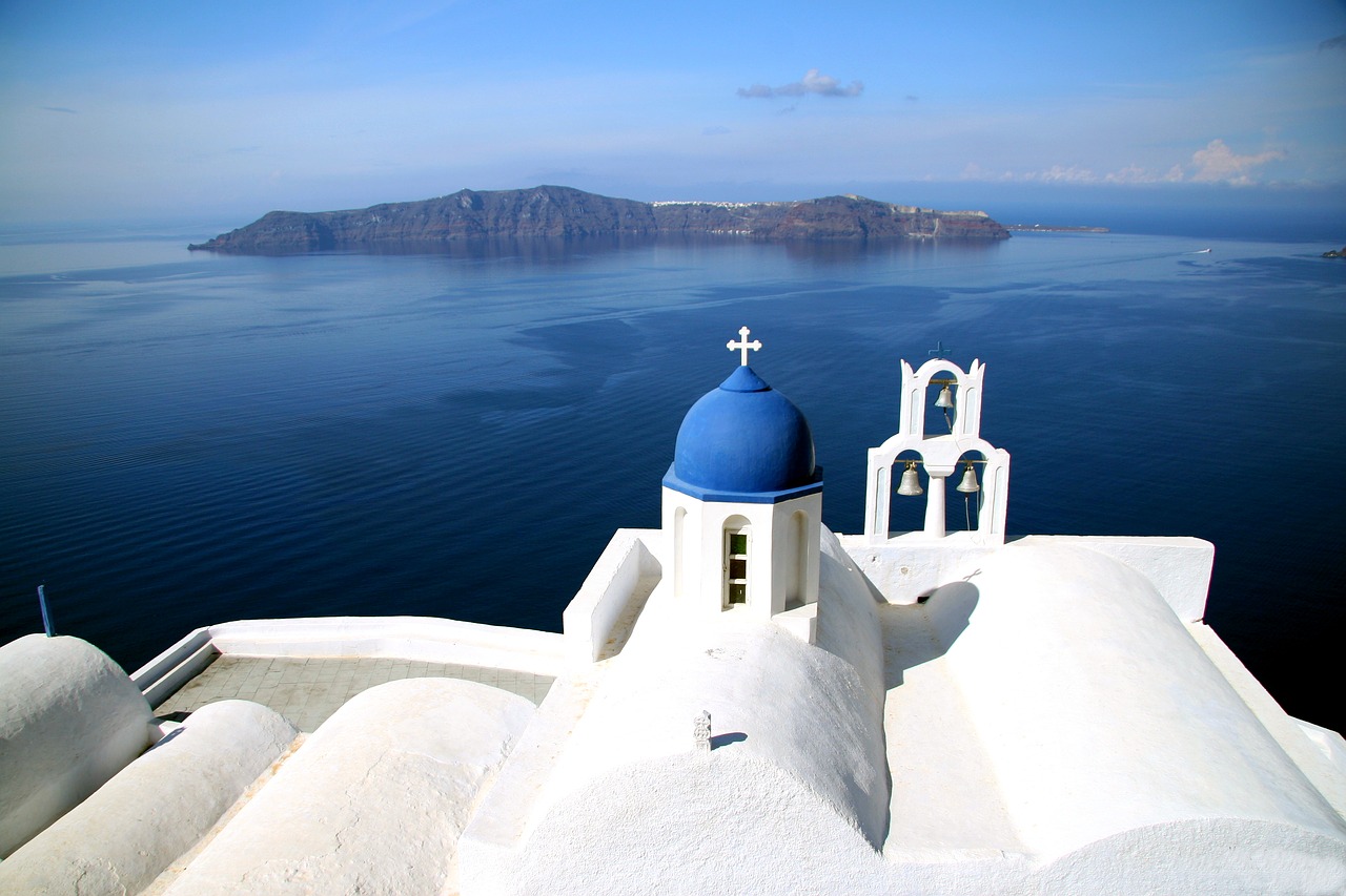  Romantic Honeymoons in Greece