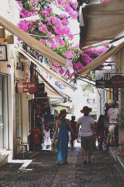 Shopping in Santorini