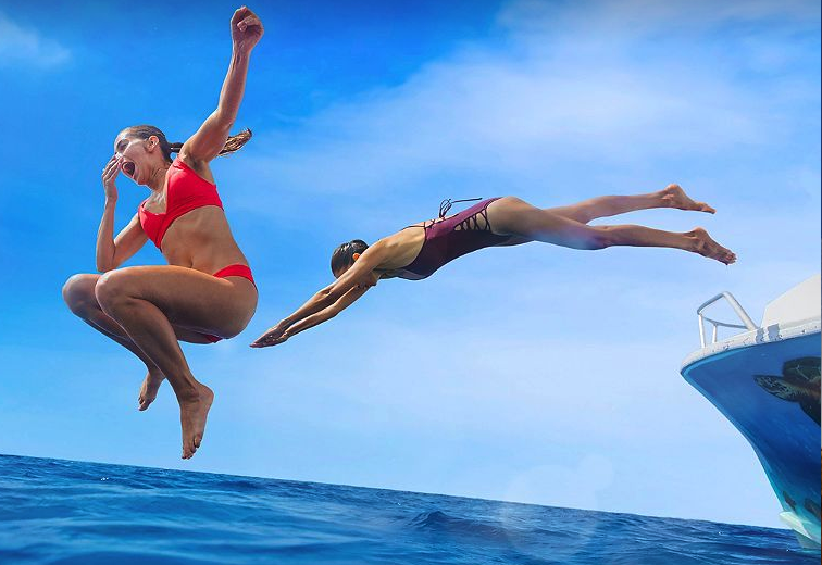 RC Dive into Deals.png