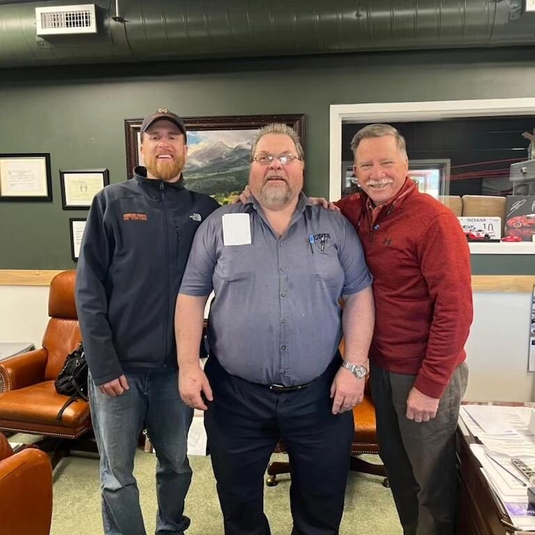 What a surprise when the &quot; Mr Sam Huff&quot; came walking thru our front door on Friday.  While I was GM of Large Wrecker Mfg'ing Sam was the Mgr of Dress out... that team was like the New York Yankees or New England Patriots, a &quot;winning te