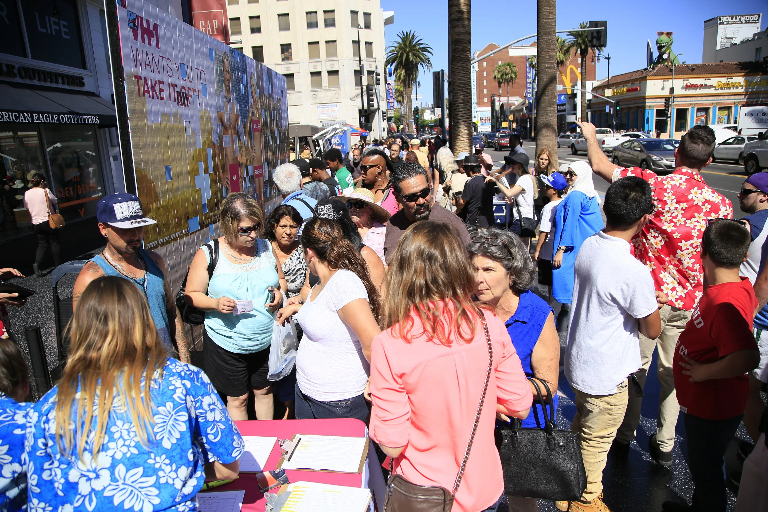 VH1 DATING NAKED PICS (382).JPG