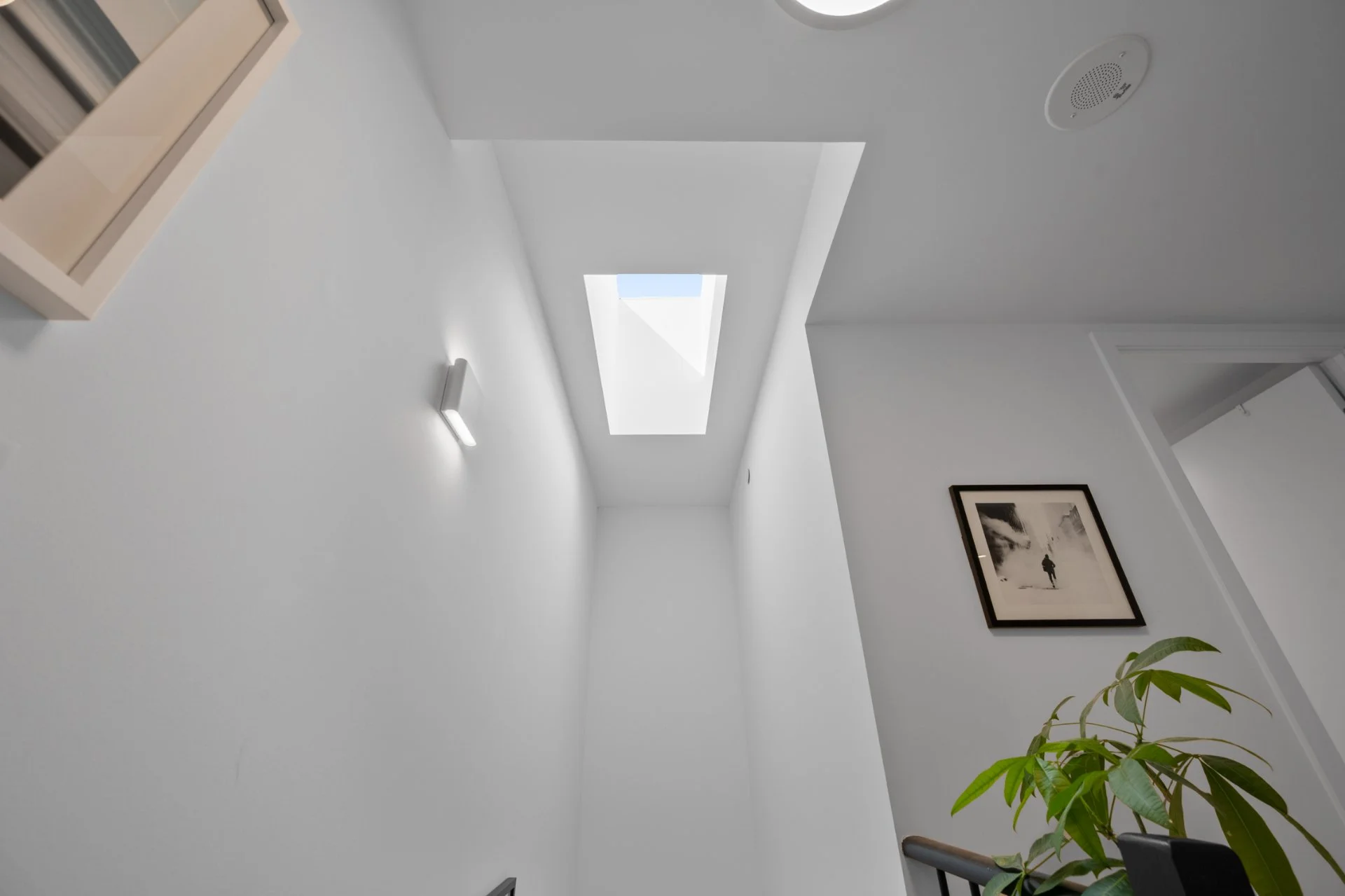 ph7-138 St Helens Ave (20).jpg