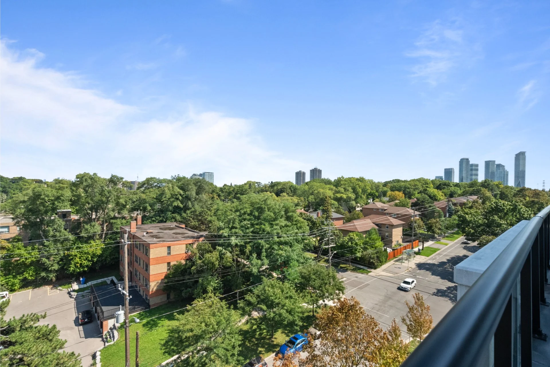 607-1 Neighbourhood Lane (34).jpg