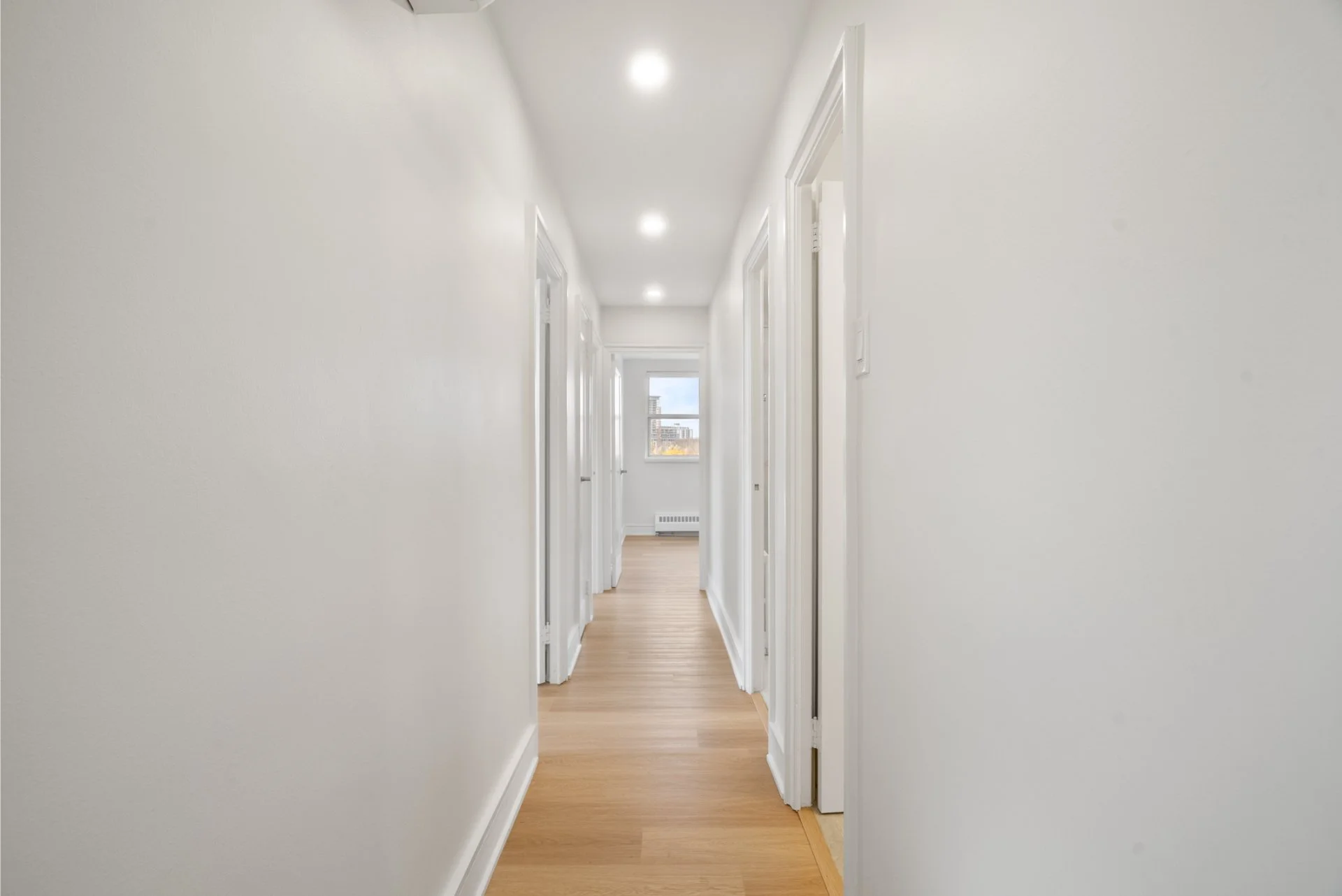 606-10 Fontenay Ct (20).jpg
