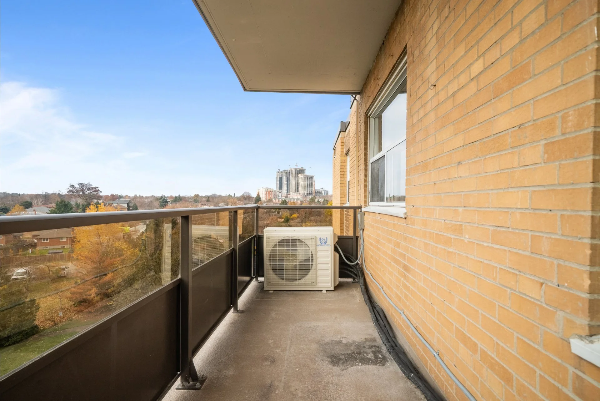 606-10 Fontenay Ct (42).jpg
