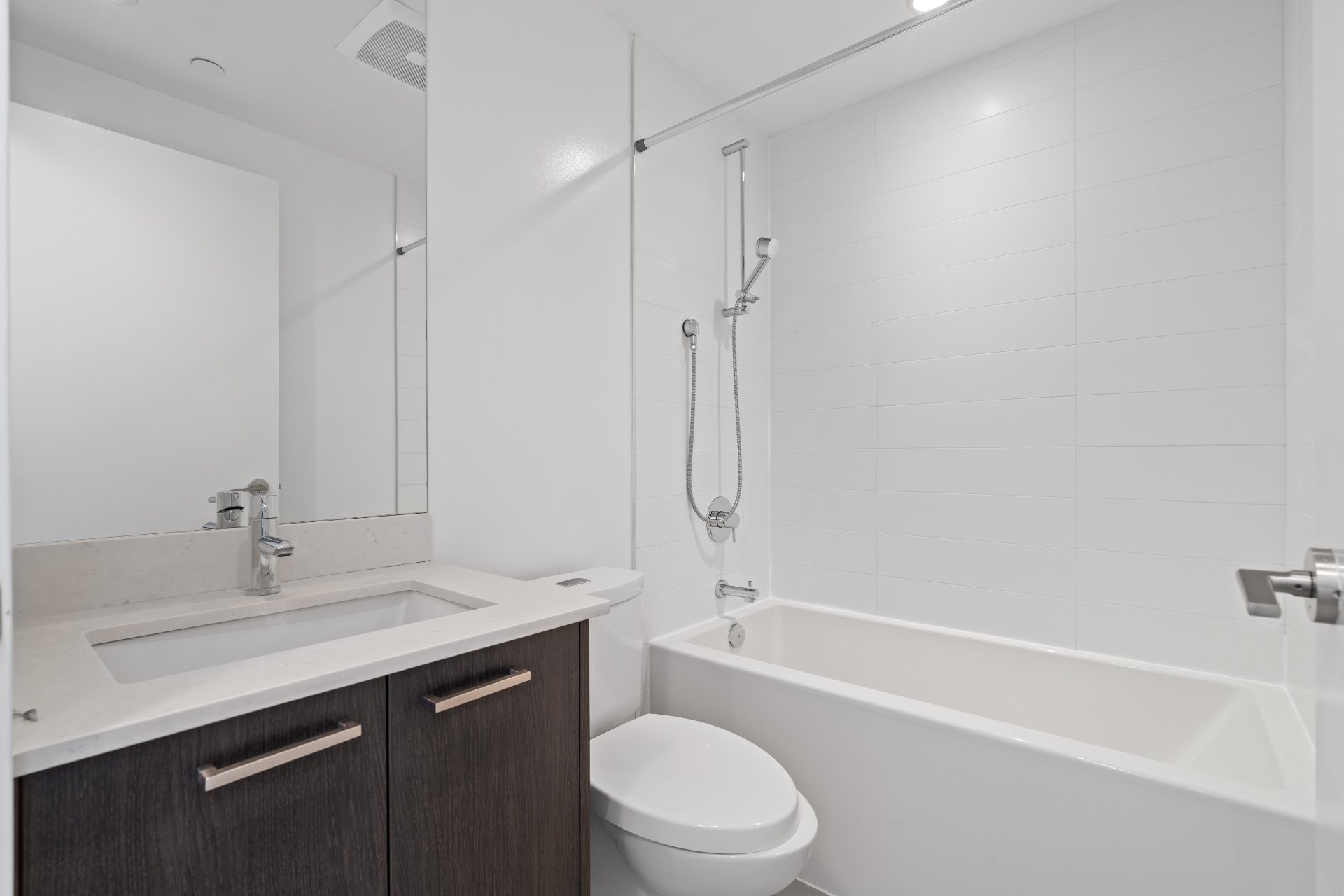 804-109 Vaughan Rd (7).jpg