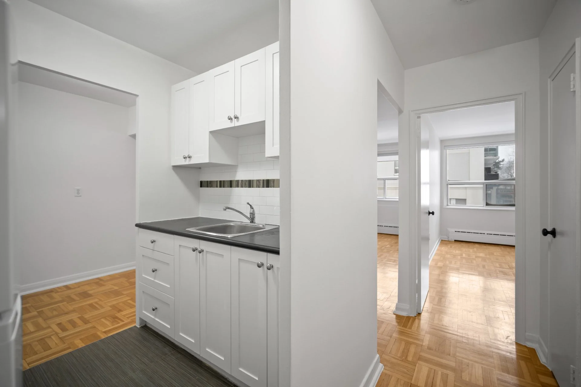 206-165 Balliol St (3).jpg