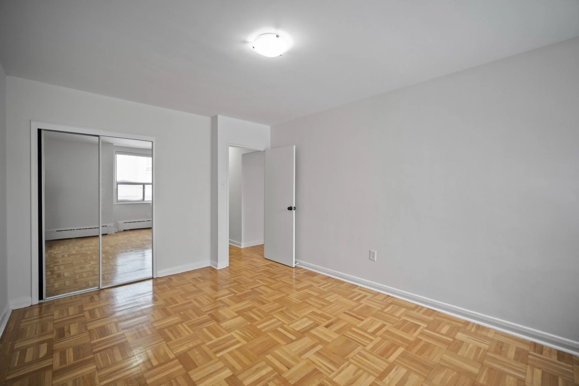 206-165 Balliol St (8).jpg