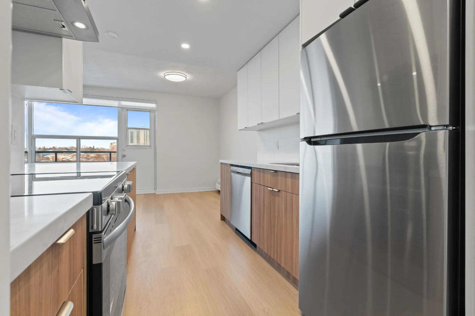 612-10 Fontenay Ct (5).jpg