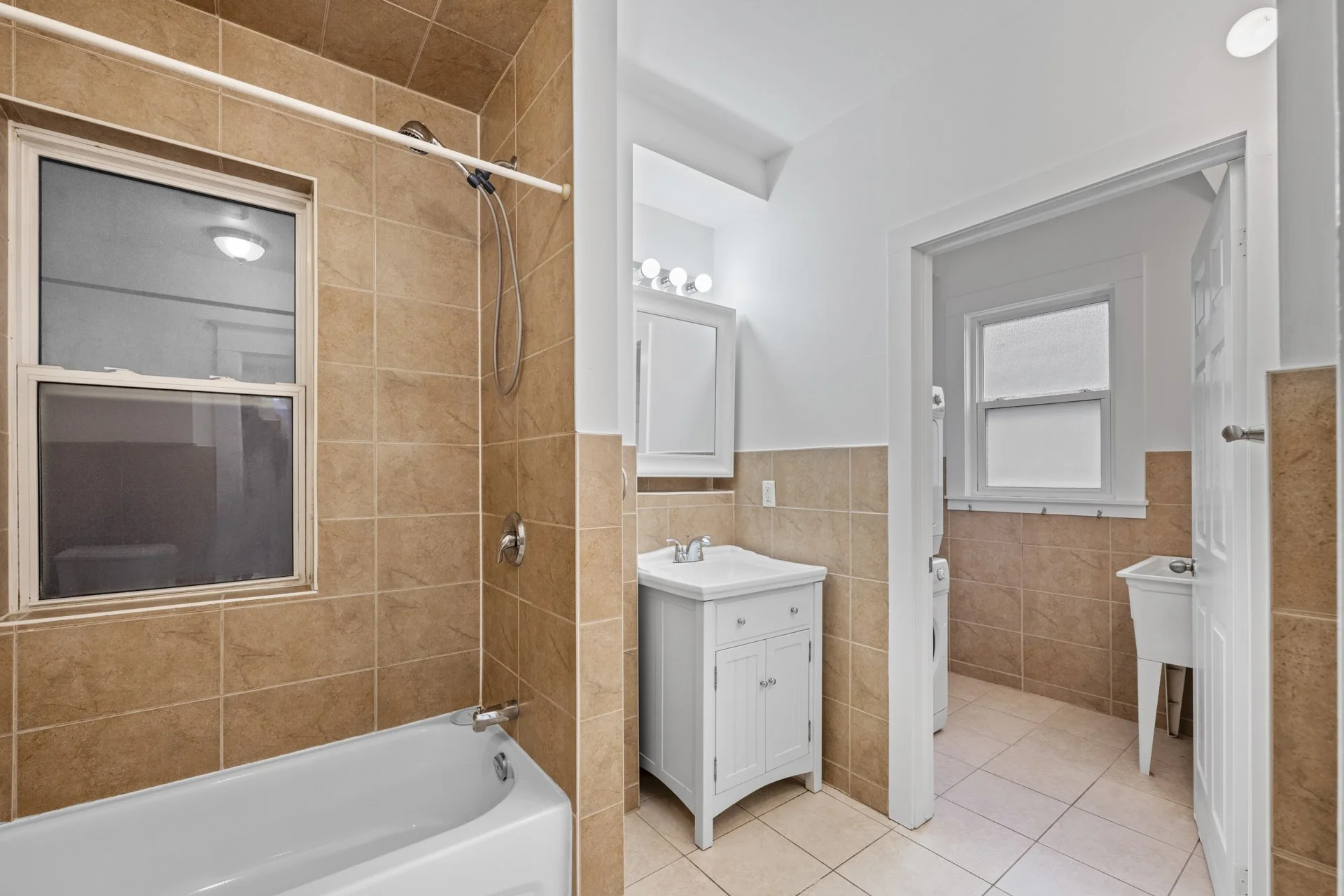 79 Boustead Ave MLS (15).jpg