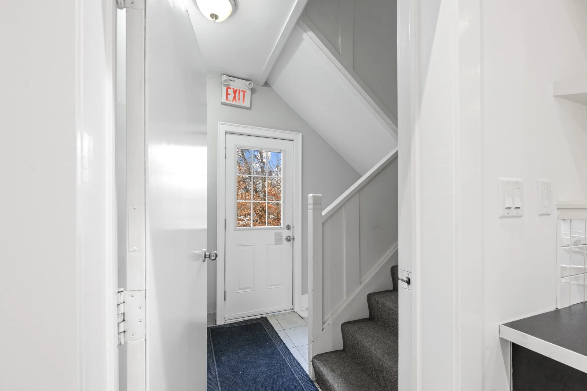 79 Boustead Ave MLS (18).jpg