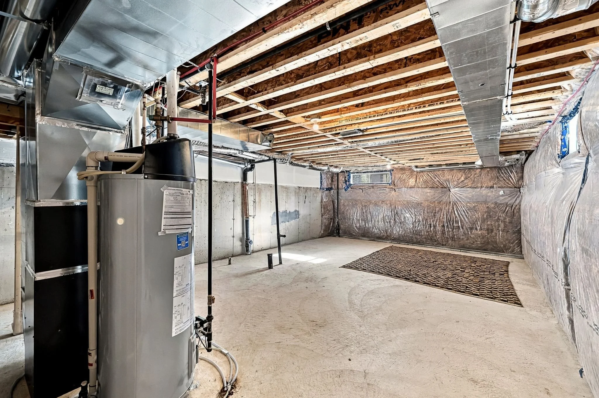 1354AlmonteDrBurlington-ReidMediaAgency-045.jpg