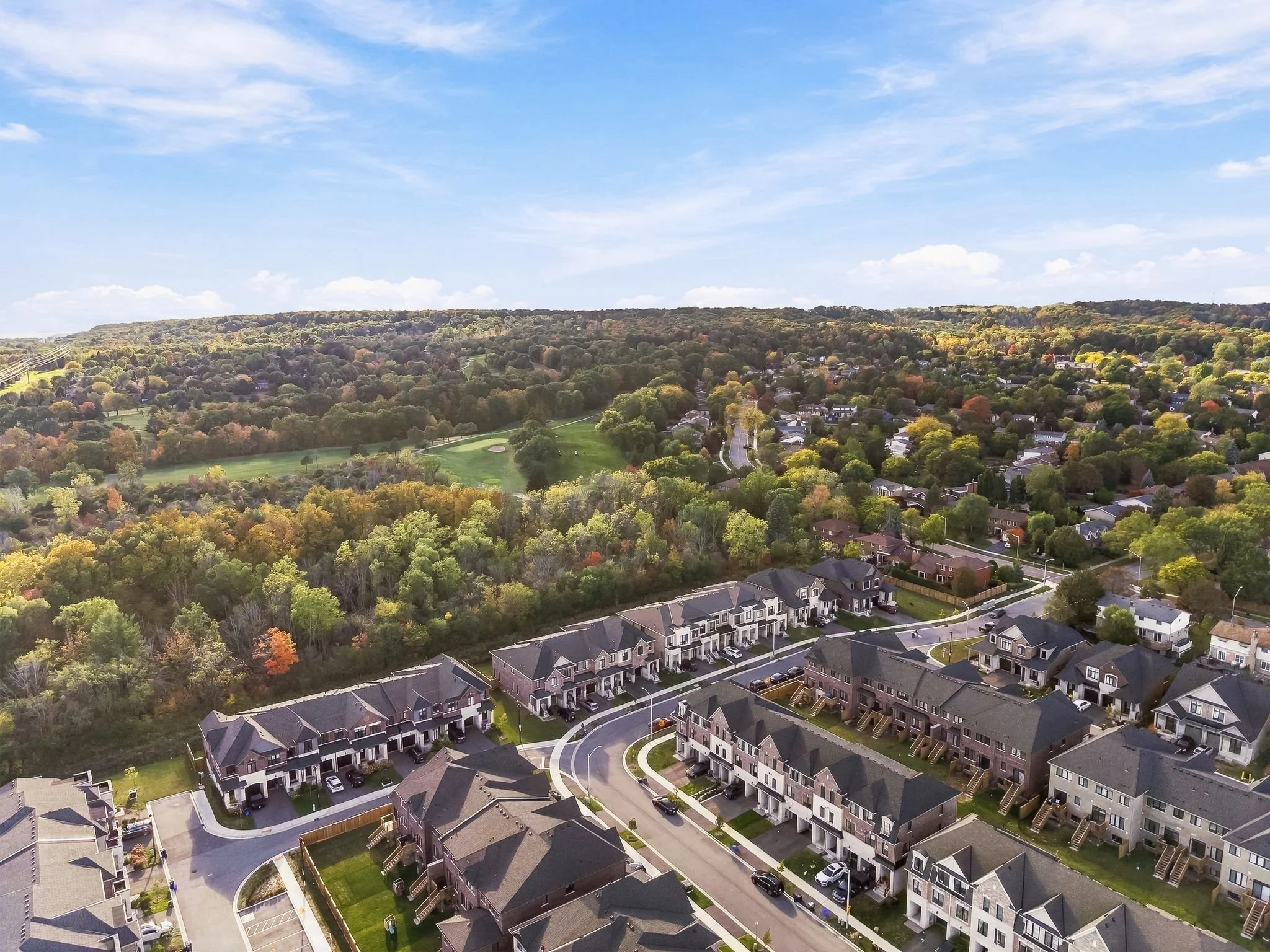 1354AlmonteDrBurlington-ReidMediaAgency-005.jpg