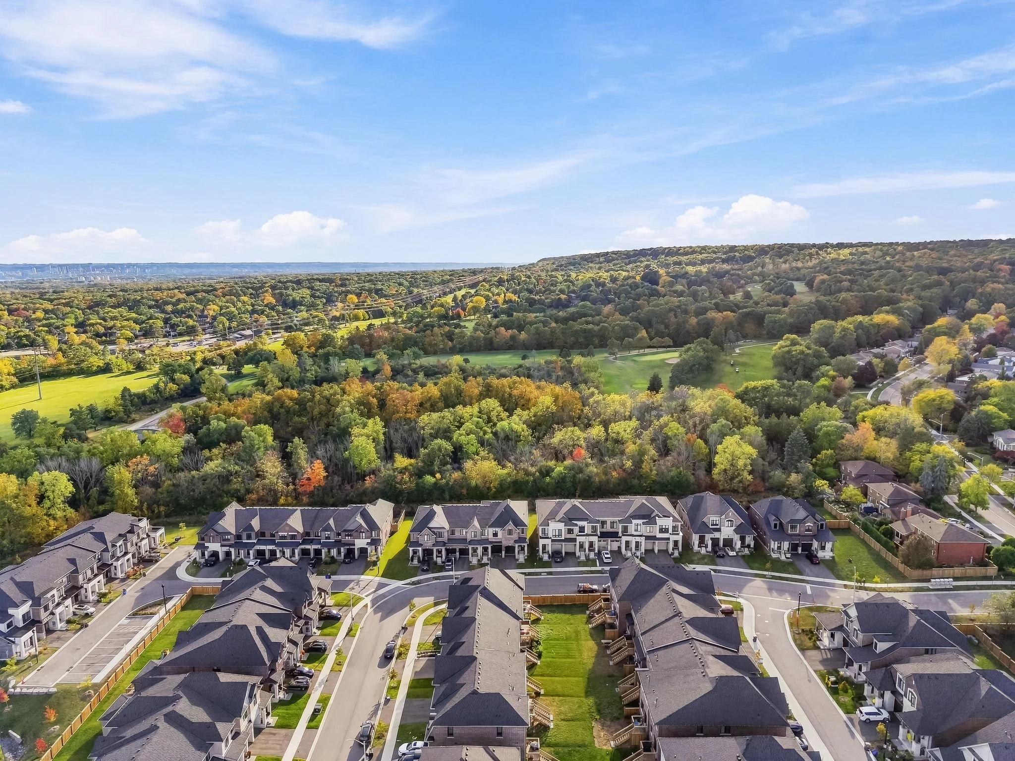 1354AlmonteDrBurlington-ReidMediaAgency-006.jpg