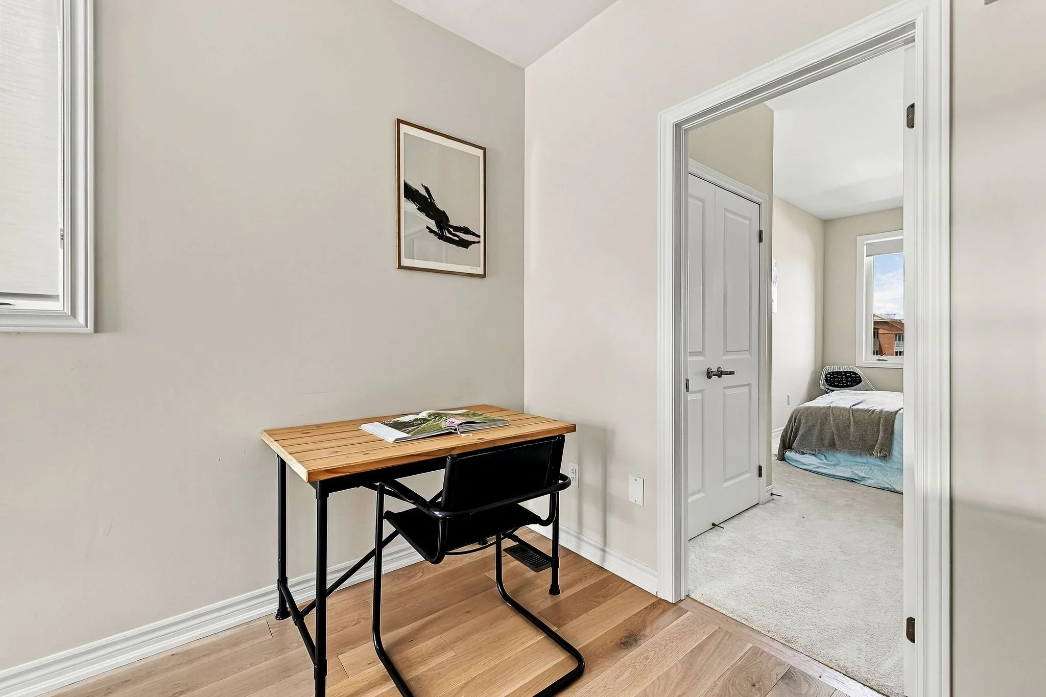1354AlmonteDrBurlington-ReidMediaAgency-029.jpg