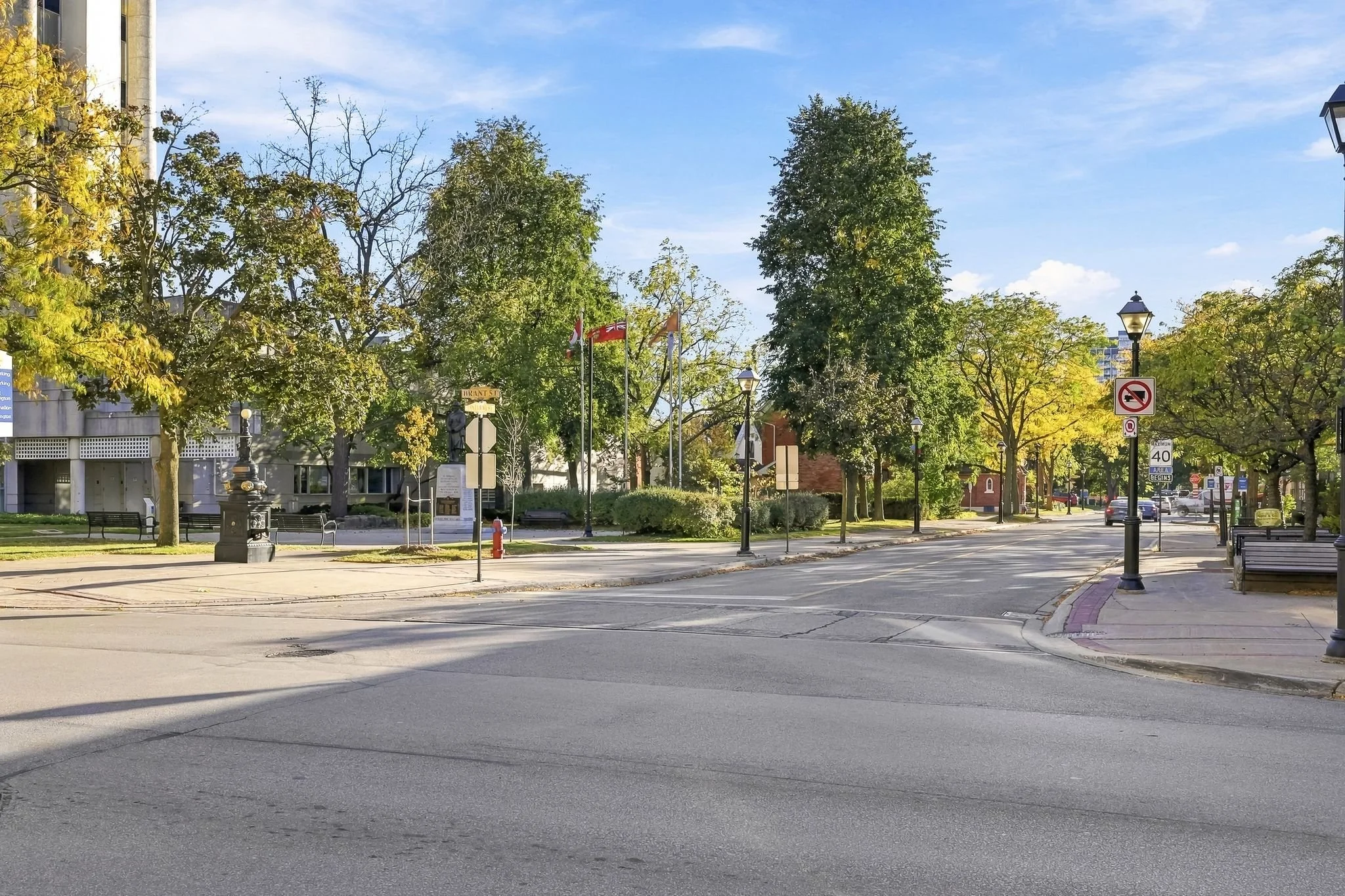 1354AlmonteDrBurlington-ReidMediaAgency-065.jpg